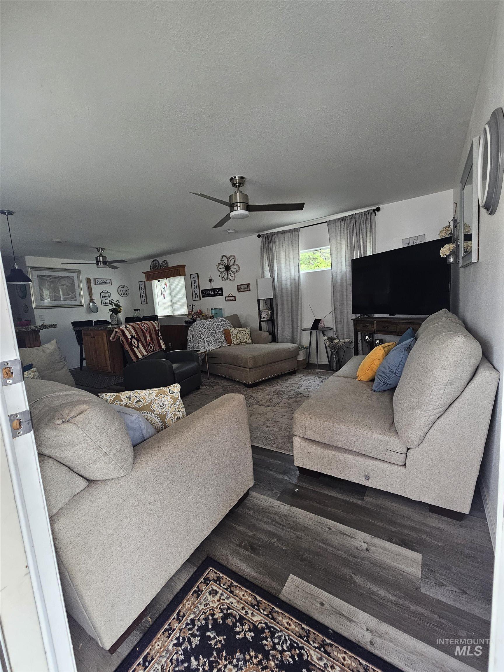 524 N Meadowland Circle, Boise, Idaho 83713, 3 Bedrooms, 2 Bathrooms, Residential For Sale, Price $140,000,MLS 99001266