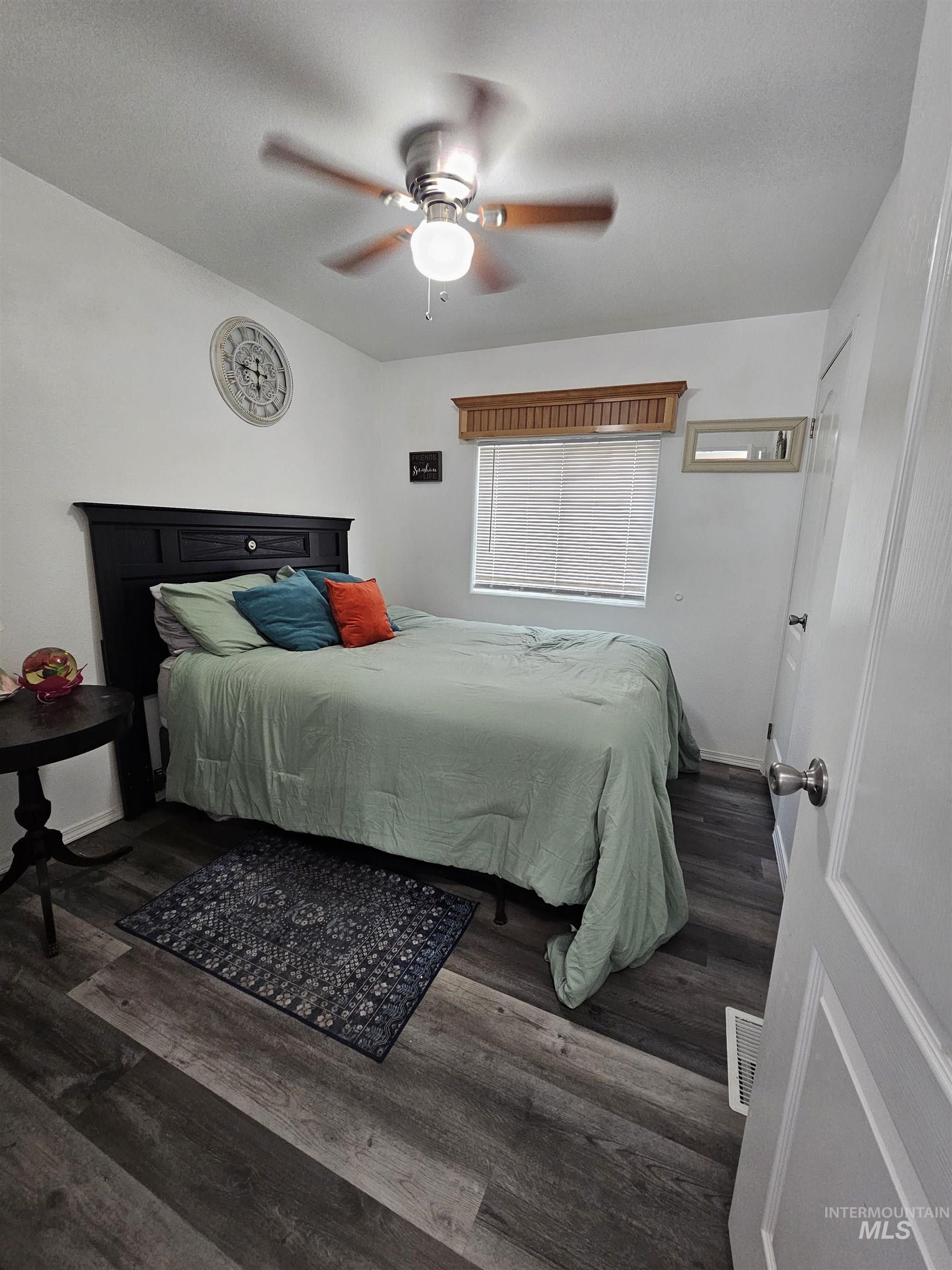 524 N Meadowland Circle, Boise, Idaho 83713, 3 Bedrooms, 2 Bathrooms, Residential For Sale, Price $140,000,MLS 99001266
