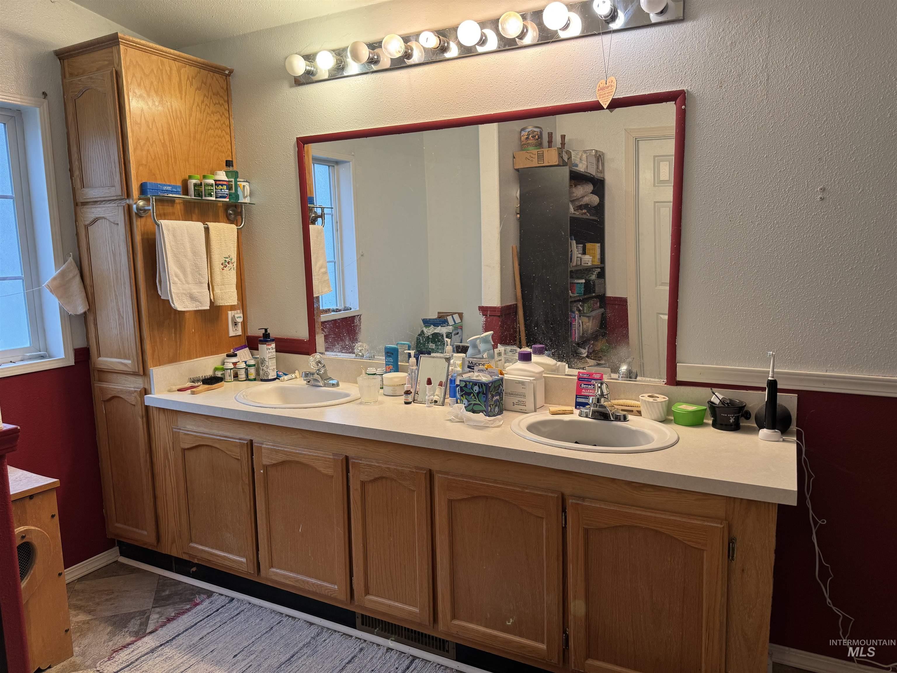 923 Colorado Street, Gooding, Idaho 83330, 3 Bedrooms, 2 Bathrooms, Residential For Sale, Price $300,000,MLS 99001268
