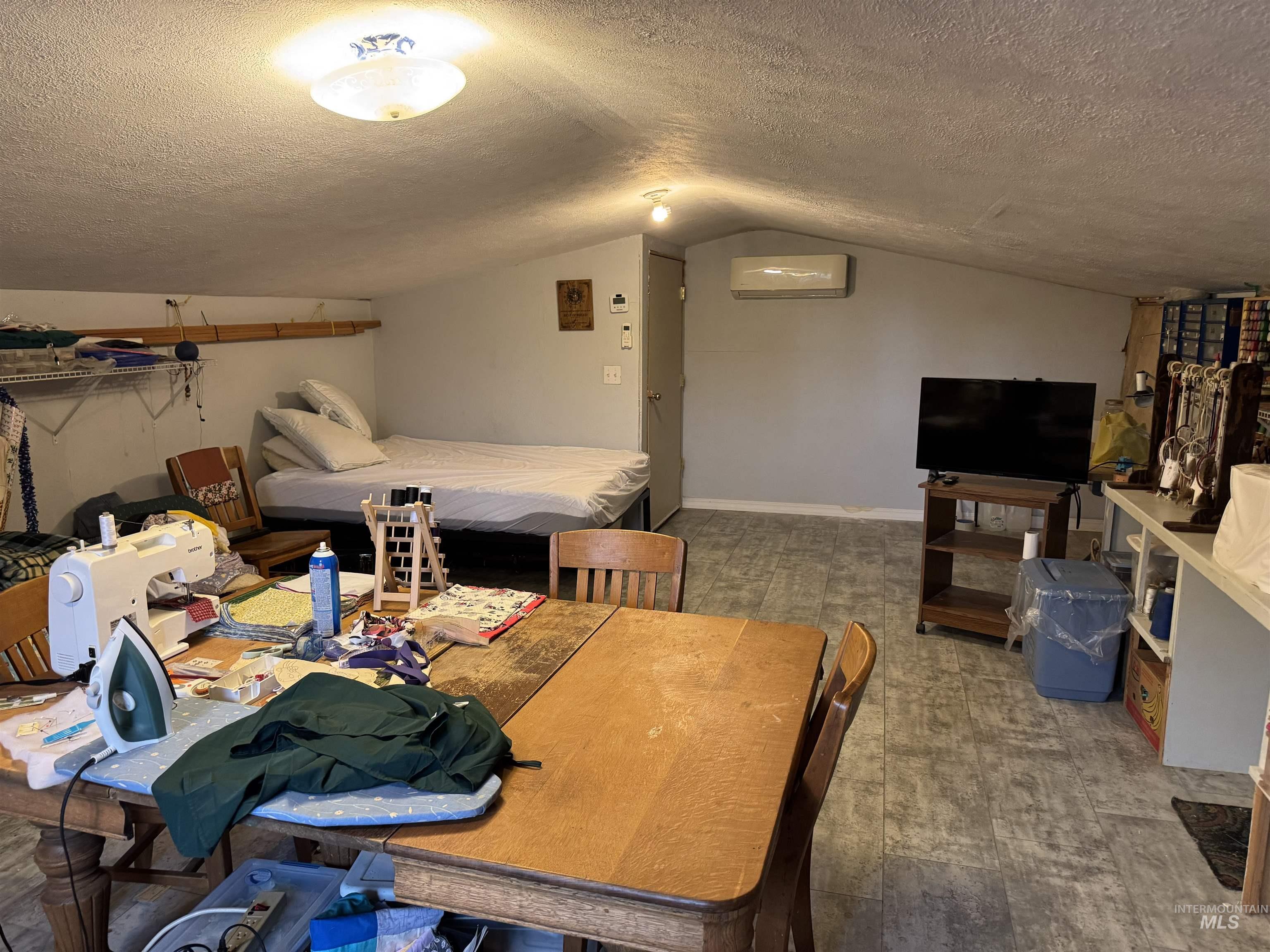 923 Colorado Street, Gooding, Idaho 83330, 3 Bedrooms, 2 Bathrooms, Residential For Sale, Price $300,000,MLS 99001268