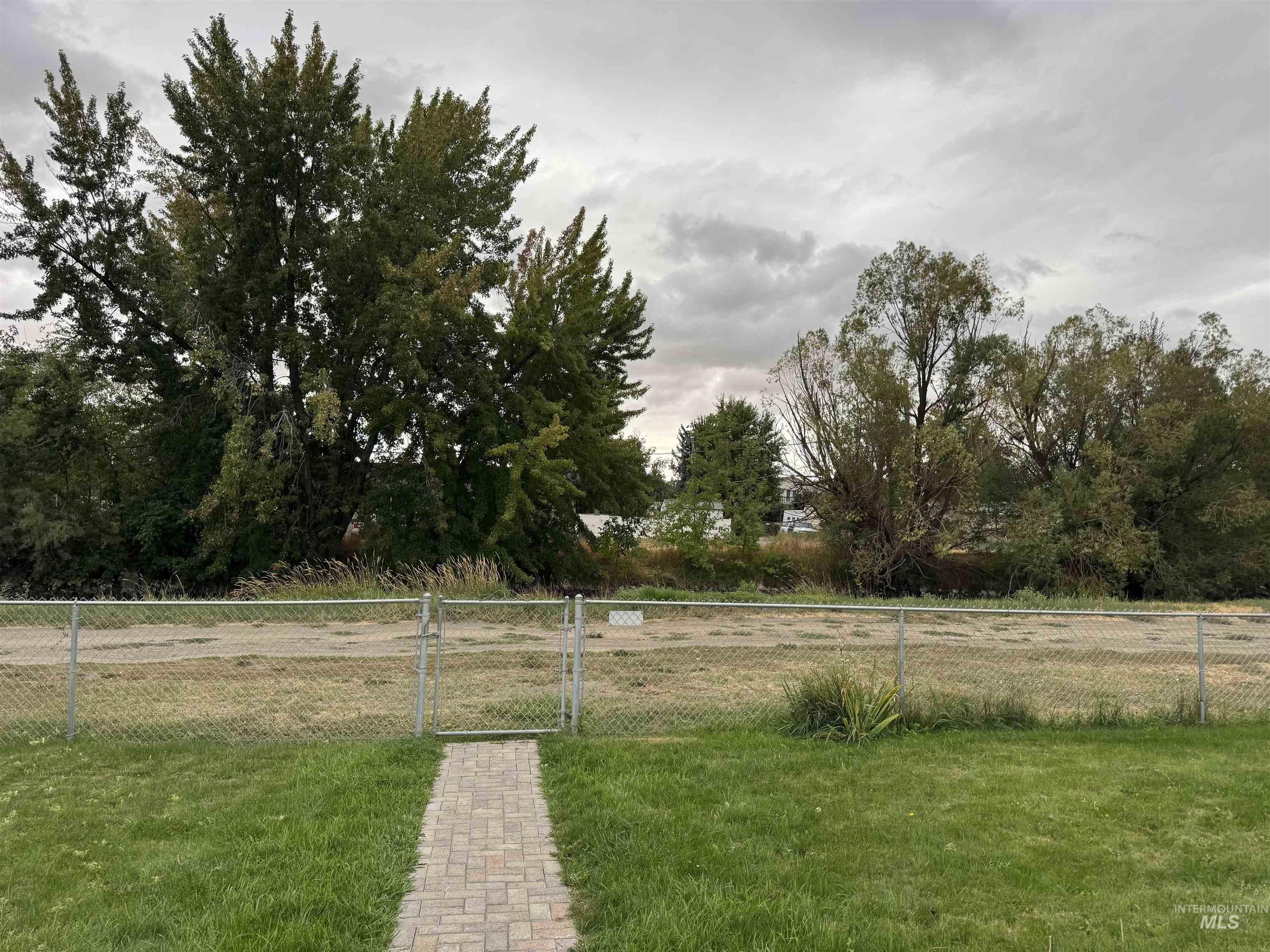 923 Colorado Street, Gooding, Idaho 83330, 3 Bedrooms, 2 Bathrooms, Residential For Sale, Price $300,000,MLS 99001268