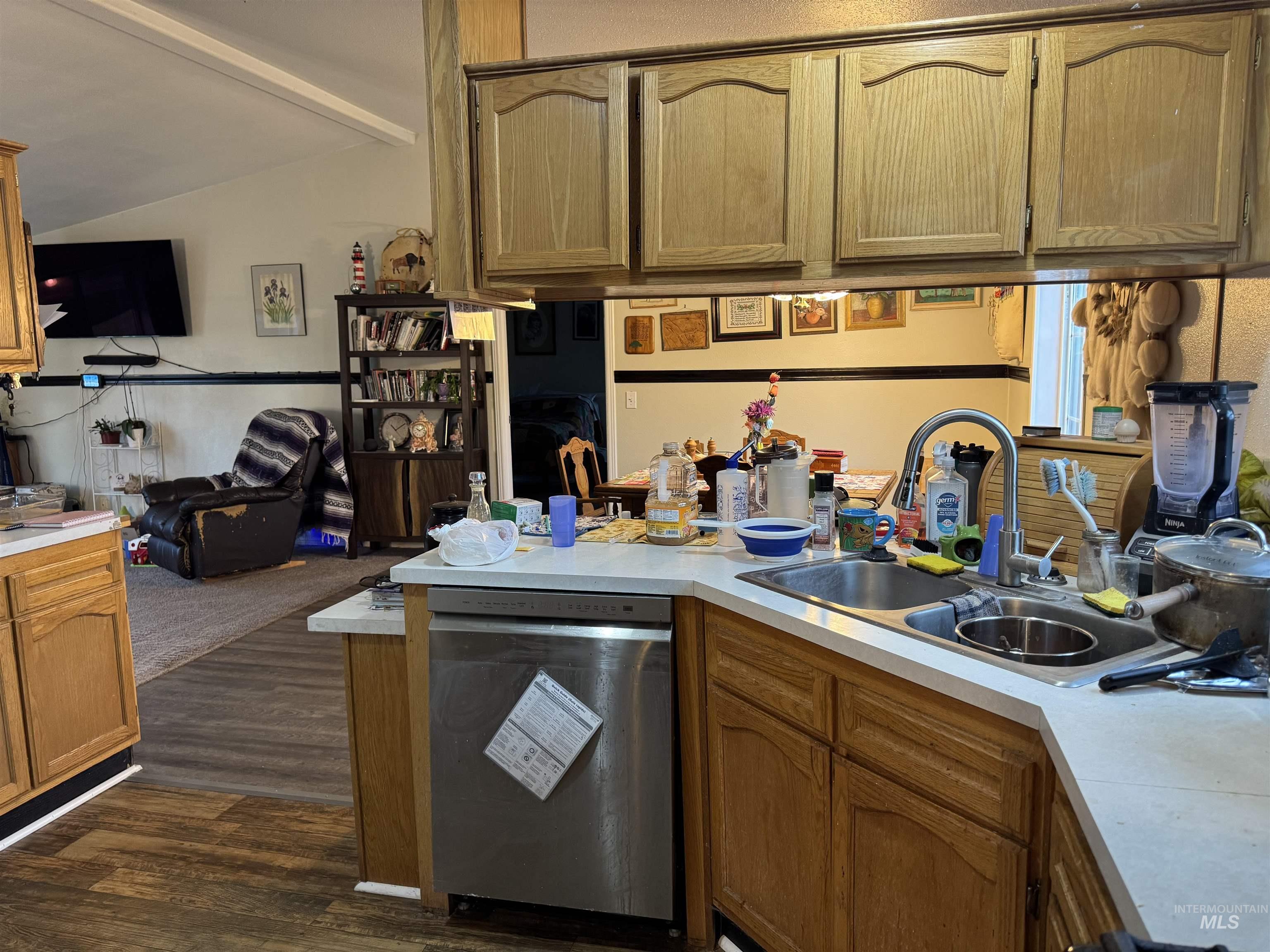923 Colorado Street, Gooding, Idaho 83330, 3 Bedrooms, 2 Bathrooms, Residential For Sale, Price $300,000,MLS 99001268