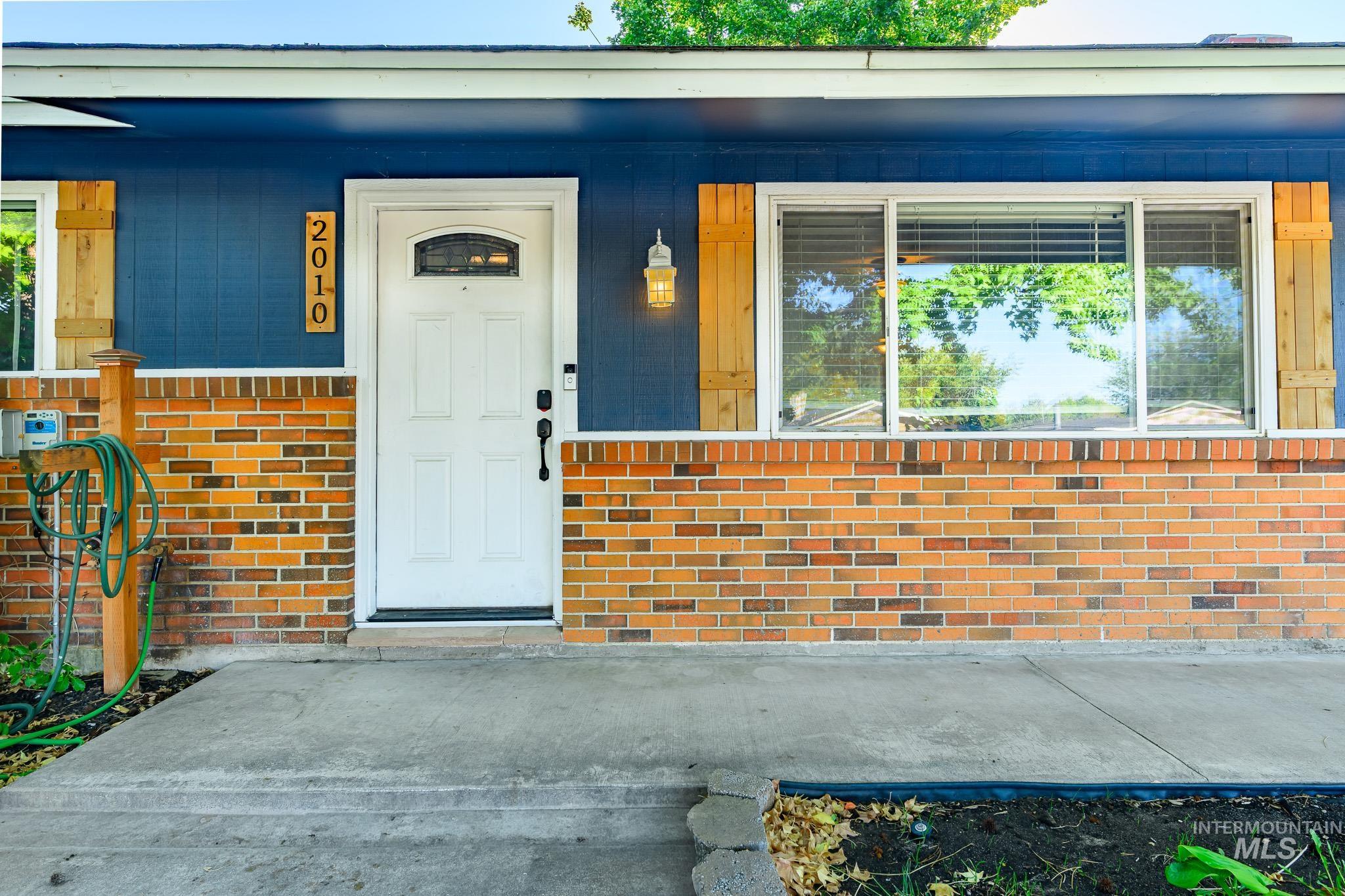2010 N Dalton Ave, Boise, Idaho 83704, 4 Bedrooms, 2 Bathrooms, Residential For Sale, Price $469,900, 99001273