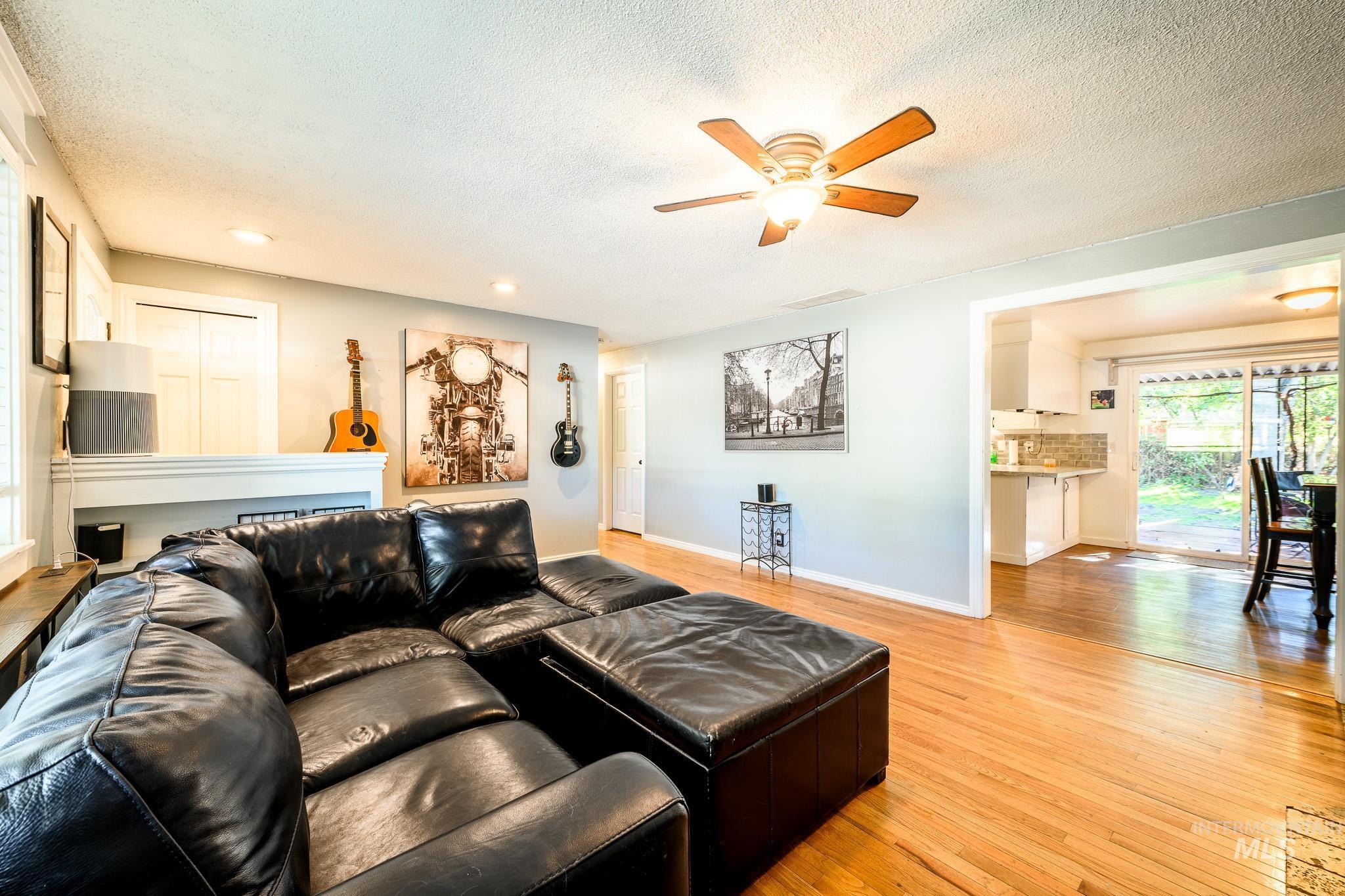 2010 N Dalton Ave, Boise, Idaho 83704, 4 Bedrooms, 2 Bathrooms, Residential For Sale, Price $469,900, 99001273