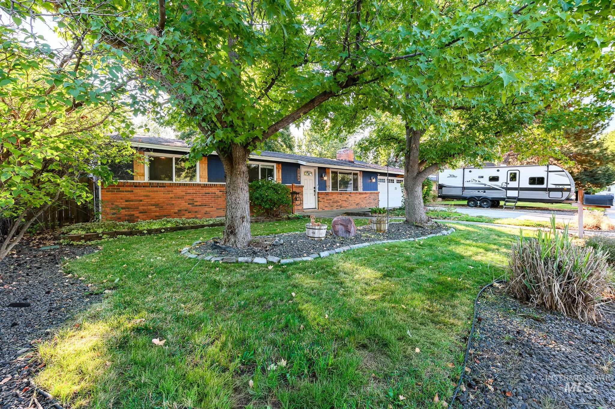 2010 N Dalton Ave, Boise, Idaho 83704, 4 Bedrooms, 2 Bathrooms, Residential For Sale, Price $469,900, 99001273