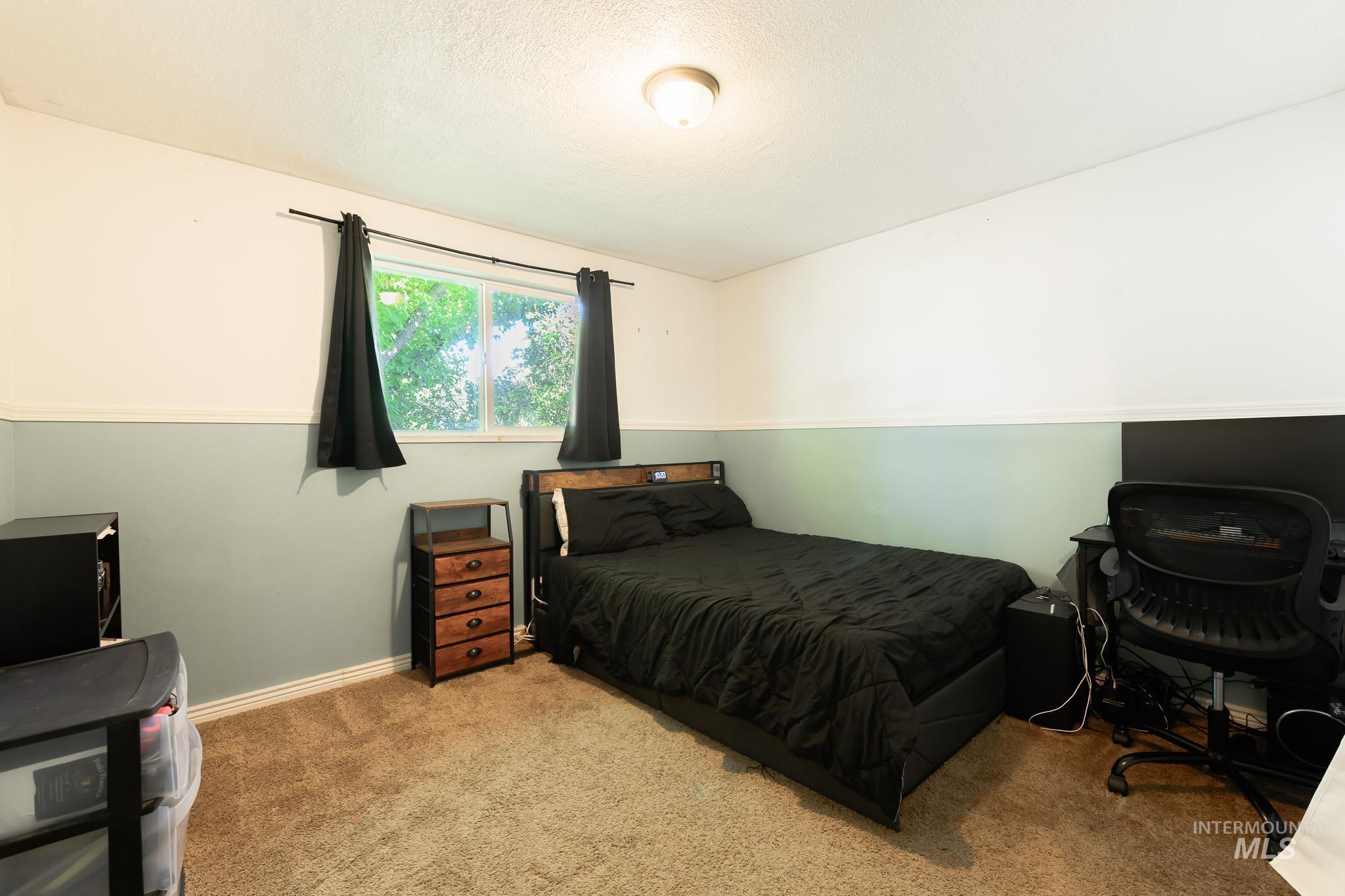 2010 N Dalton Ave, Boise, Idaho 83704, 4 Bedrooms, 2 Bathrooms, Residential For Sale, Price $469,900, 99001273