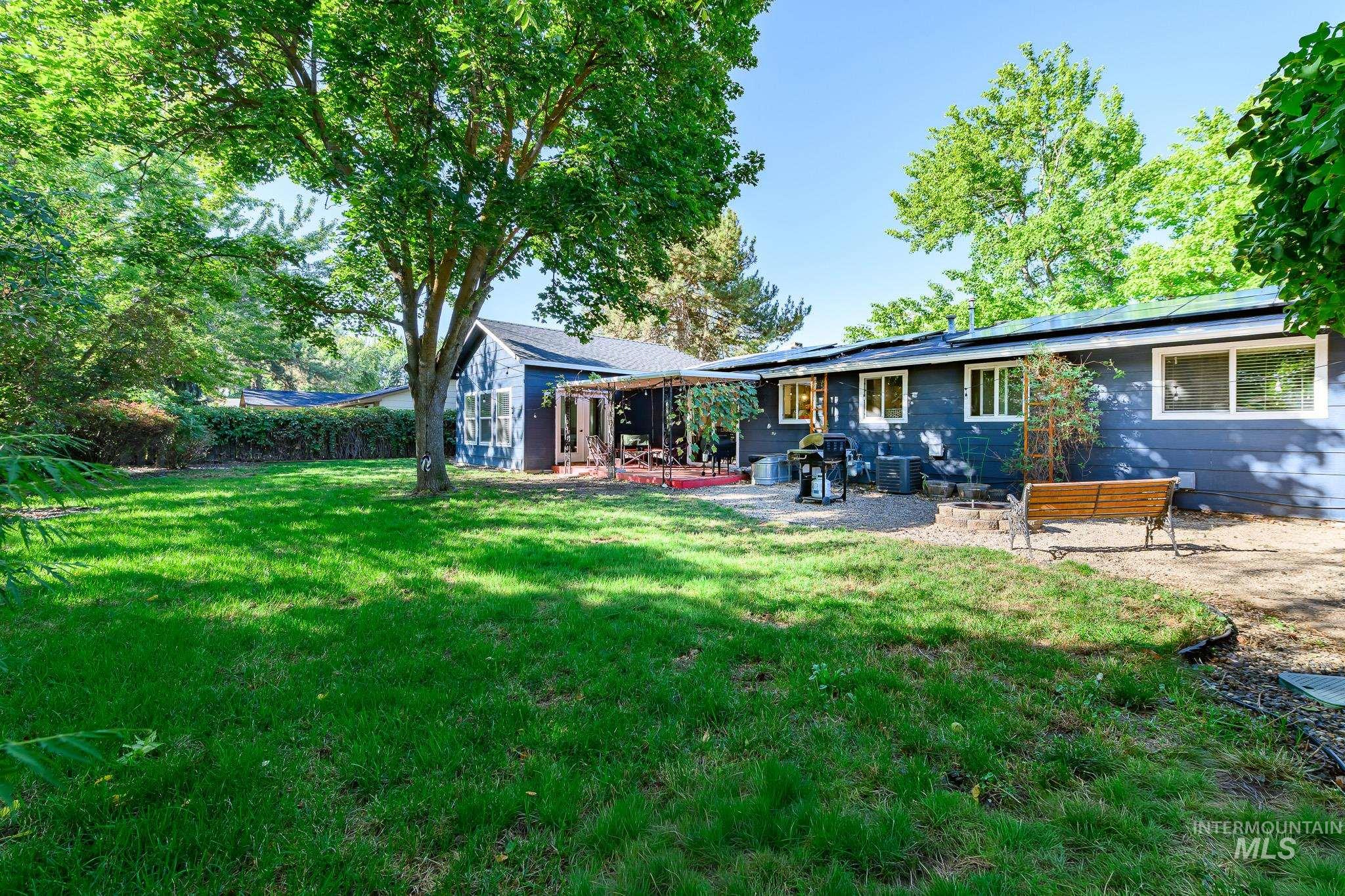 2010 N Dalton Ave, Boise, Idaho 83704, 4 Bedrooms, 2 Bathrooms, Residential For Sale, Price $469,900, 99001273