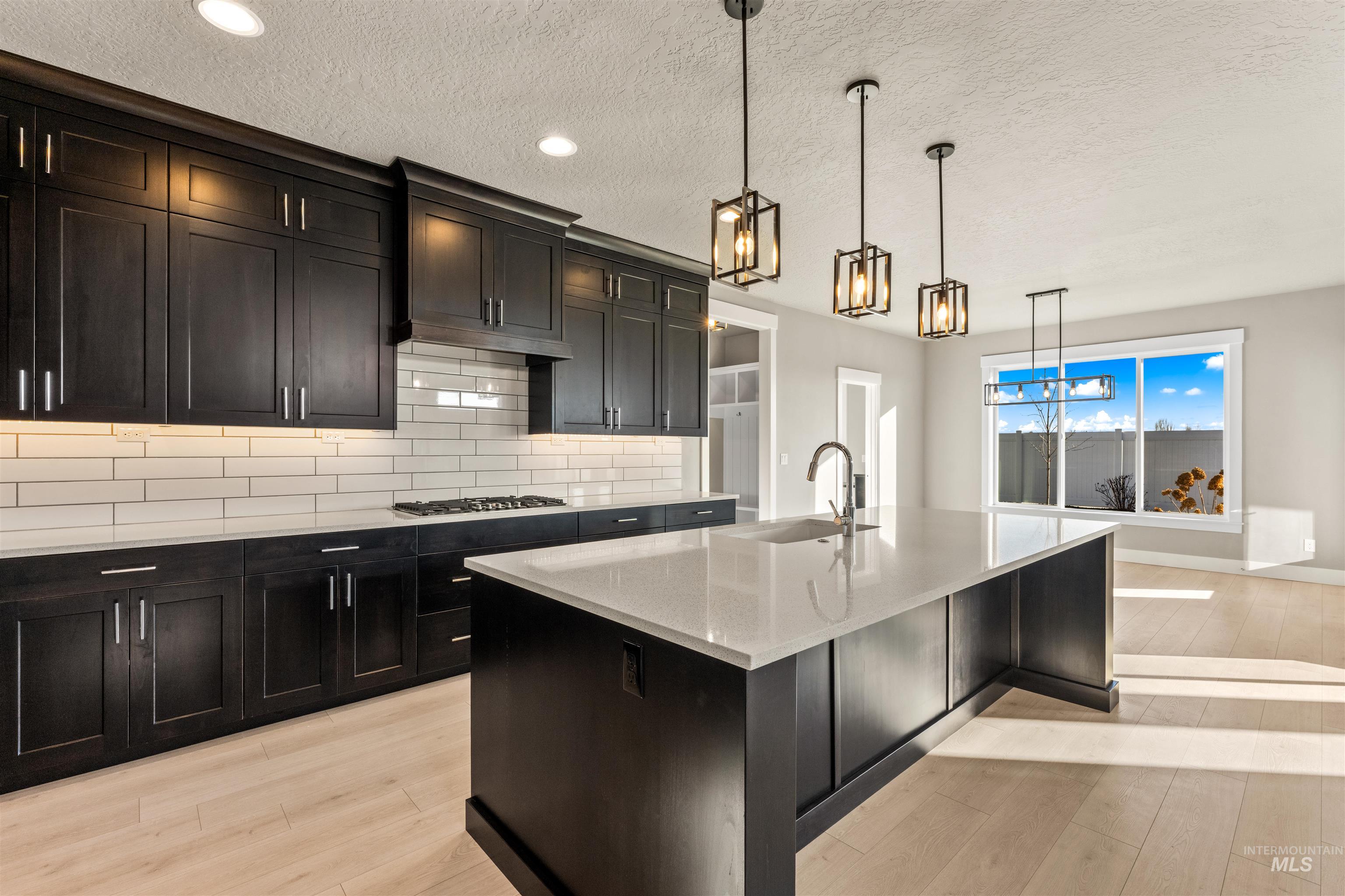 8081 Tandy Cove St, Middleton, Idaho 83644, 6 Bedrooms, 3 Bathrooms, Residential For Sale, Price $699,900, 99001275