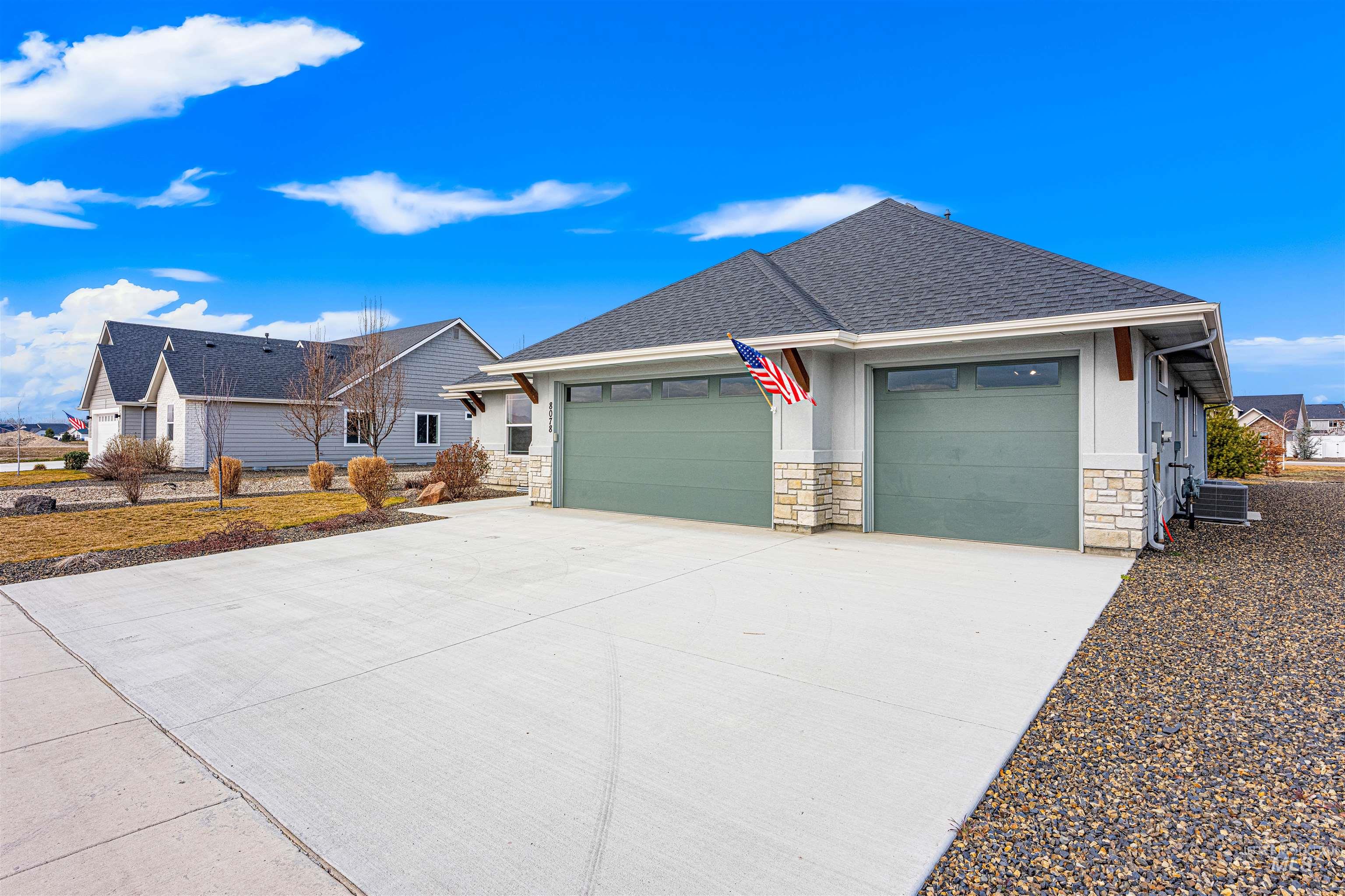 8078 Tandy Cove St, Middleton, Idaho 83644, 4 Bedrooms, 2.5 Bathrooms, Residential For Sale, Price $649,900, 99001277