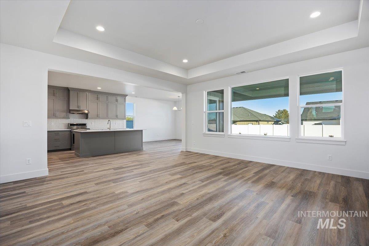 322 Maxine Lane West, Kimberly, Idaho 83341, 3 Bedrooms, 2.5 Bathrooms, Residential For Sale, Price $545,900, 99001280