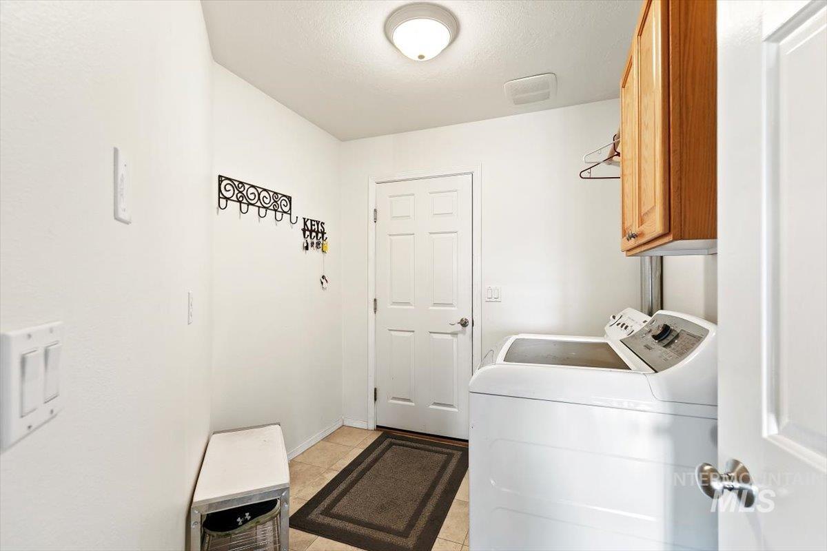 4974 S Walcott Ave, Boise, Idaho 83709, 3 Bedrooms, 2 Bathrooms, Residential For Sale, Price $499,900,MLS 99001281