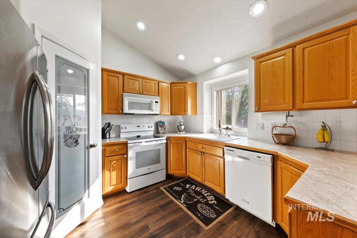4974 S Walcott Ave, Boise, Idaho 83709, 3 Bedrooms, 2 Bathrooms, Residential For Sale, Price $499,900,MLS 99001281