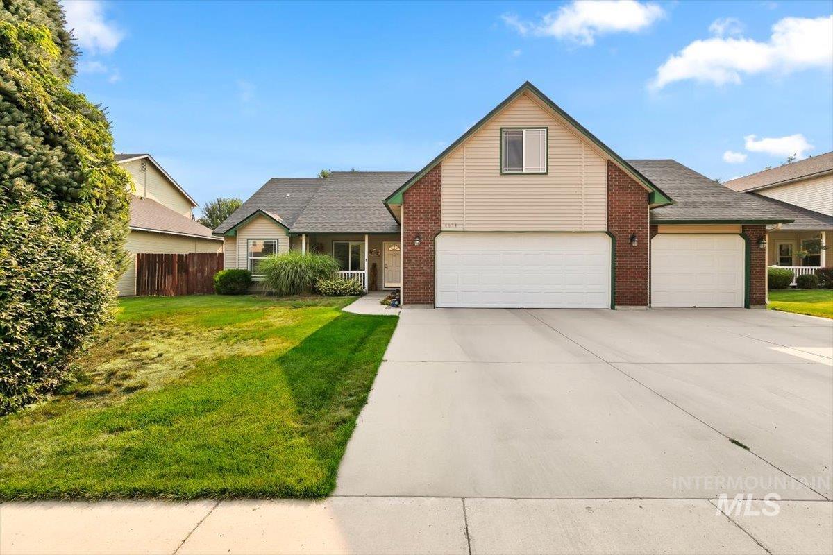 4974 S Walcott Ave, Boise, Idaho 83709, 3 Bedrooms, 2 Bathrooms, Residential For Sale, Price $499,900,MLS 99001281