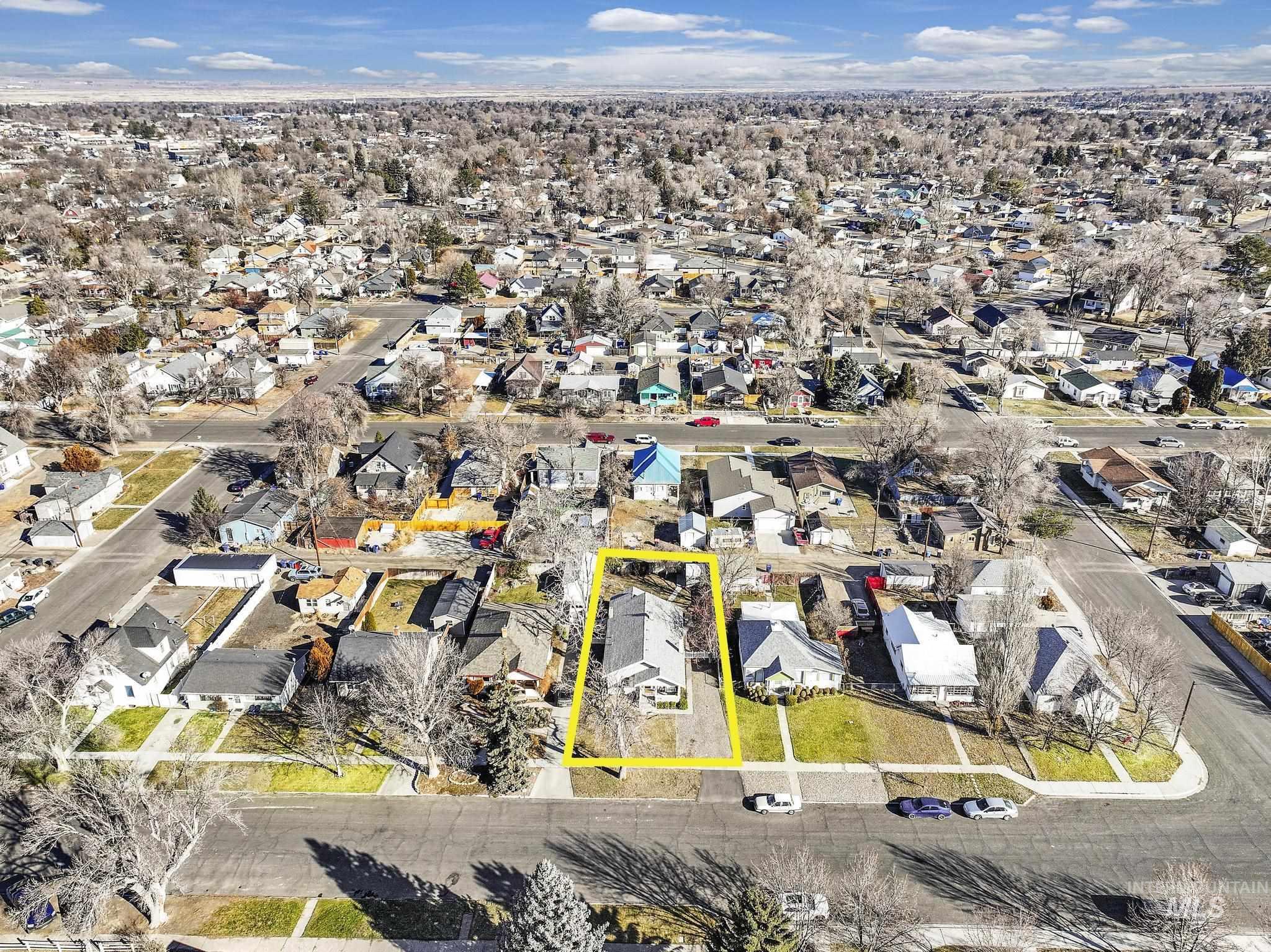 435 4th Ave E, Twin Falls, Idaho 83301, 3 Bedrooms, 2 Bathrooms, Residential For Sale, Price $319,990,MLS 99001284