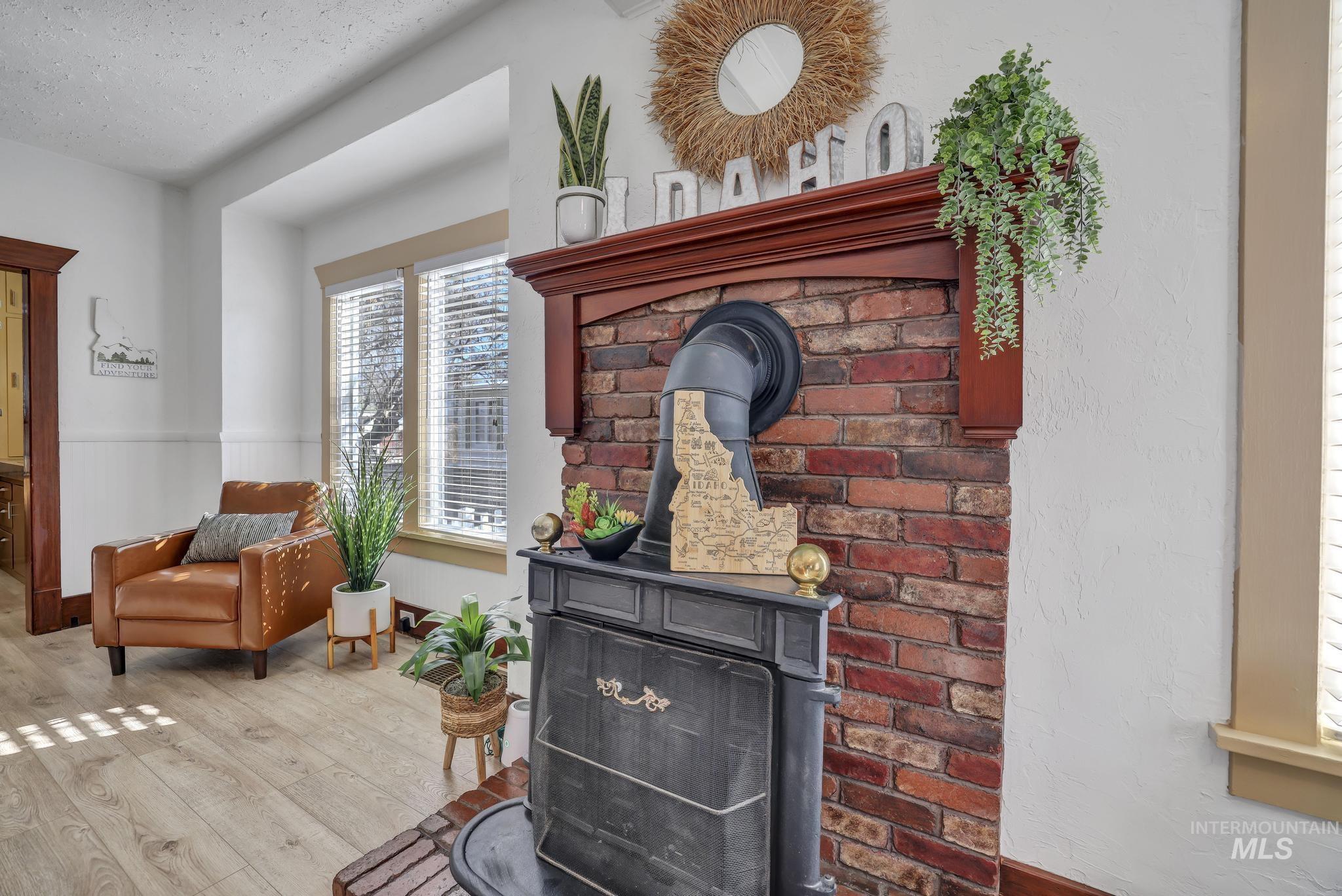 435 4th Ave E, Twin Falls, Idaho 83301, 3 Bedrooms, 2 Bathrooms, Residential For Sale, Price $319,990,MLS 99001284