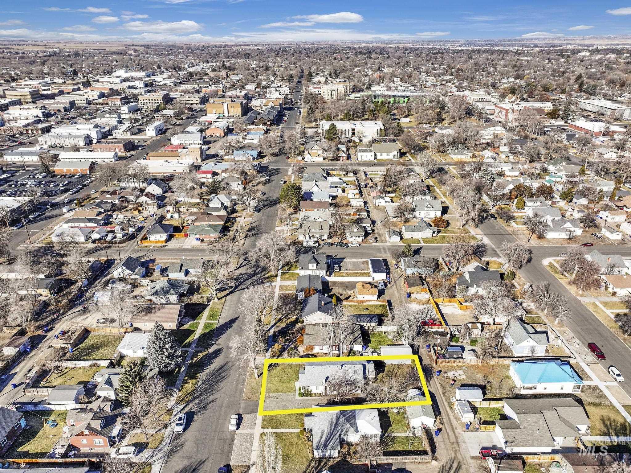 435 4th Ave E, Twin Falls, Idaho 83301, 3 Bedrooms, 2 Bathrooms, Residential For Sale, Price $319,990,MLS 99001284