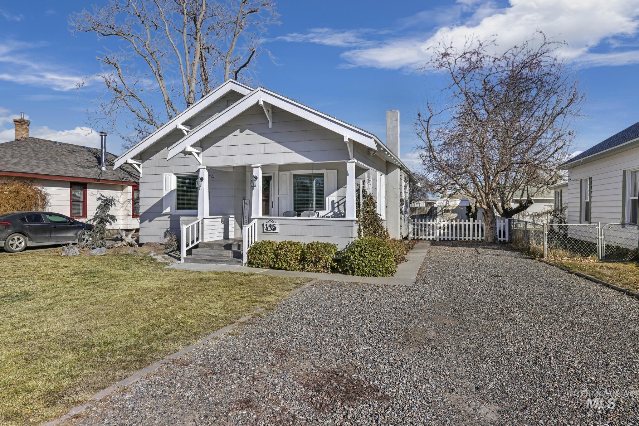 435 4th Ave E, Twin Falls, Idaho 83301, 3 Bedrooms, 2 Bathrooms, Residential For Sale, Price $319,990,MLS 99001284