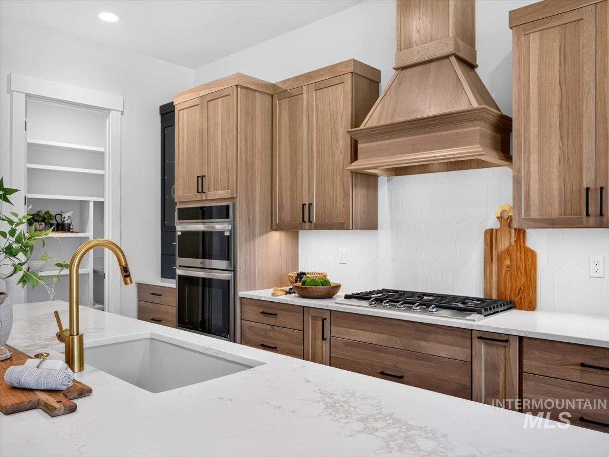 7168 E Chicken Hawk Loop, Nampa, Idaho 83686, 3 Bedrooms, 2.5 Bathrooms, Residential For Sale, Price $849,900, 99001285