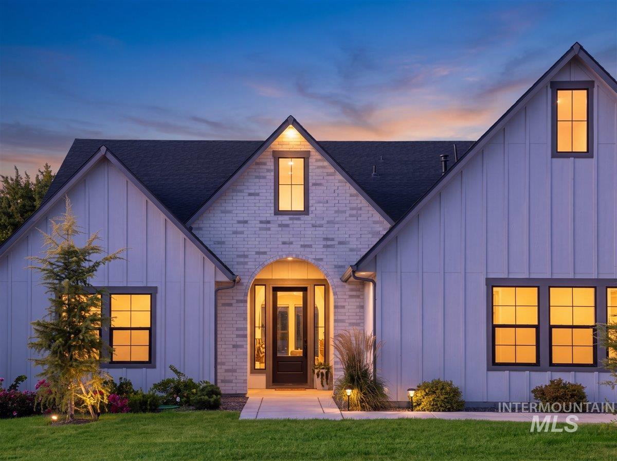 7168 E Chicken Hawk Loop, Nampa, Idaho 83686, 3 Bedrooms, 2.5 Bathrooms, Residential For Sale, Price $849,900, 99001285