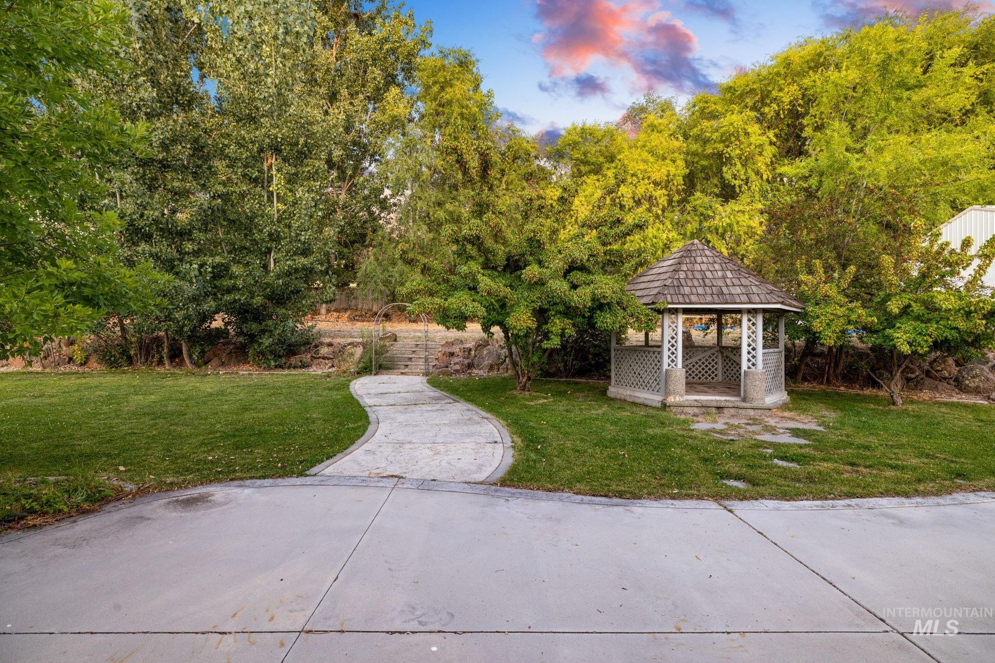 3163 E Locust St, Emmett, Idaho 83617, 4 Bedrooms, 4 Bathrooms, Residential For Sale, Price $1,349,000, 99001287