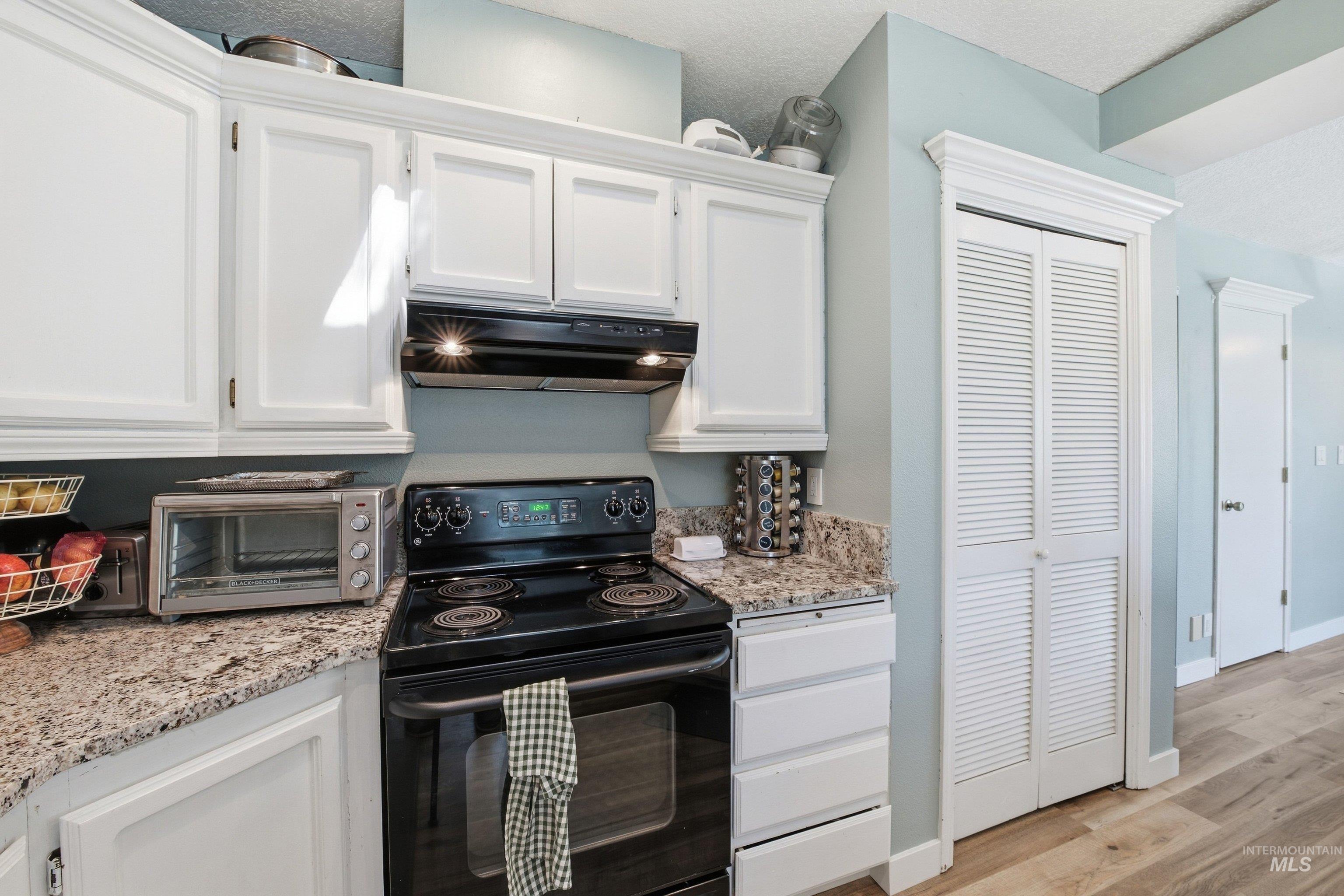 1873 N Tammy Pl, Meridian, Idaho 83646, 3 Bedrooms, 2 Bathrooms, Residential For Sale, Price $409,000,MLS 99001288
