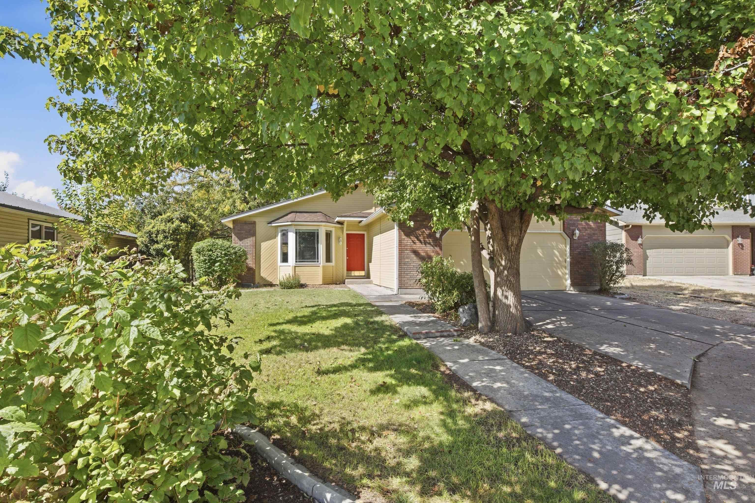 1873 N Tammy Pl, Meridian, Idaho 83646, 3 Bedrooms, 2 Bathrooms, Residential For Sale, Price $409,000,MLS 99001288