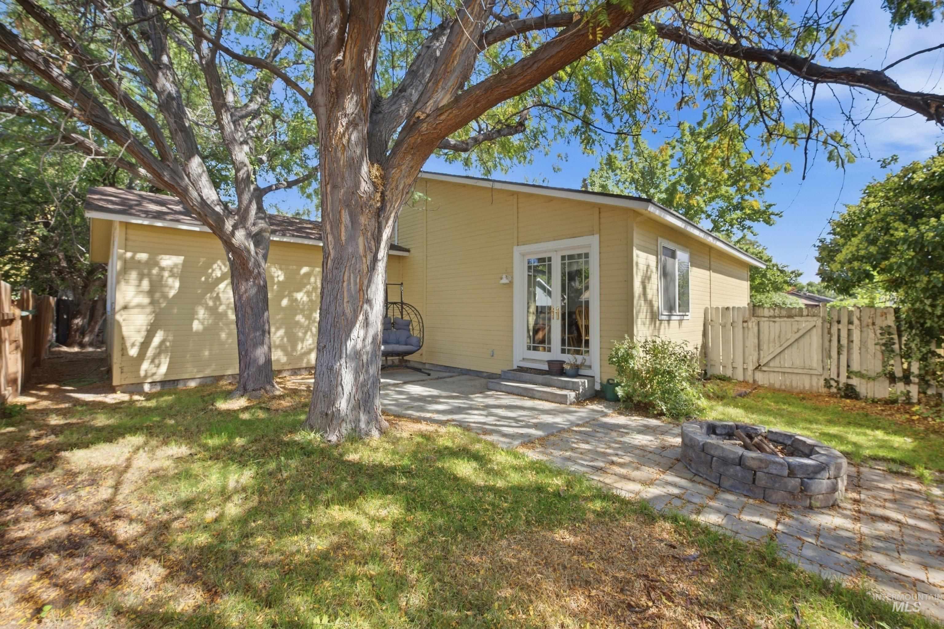 1873 N Tammy Pl, Meridian, Idaho 83646, 3 Bedrooms, 2 Bathrooms, Residential For Sale, Price $409,000,MLS 99001288