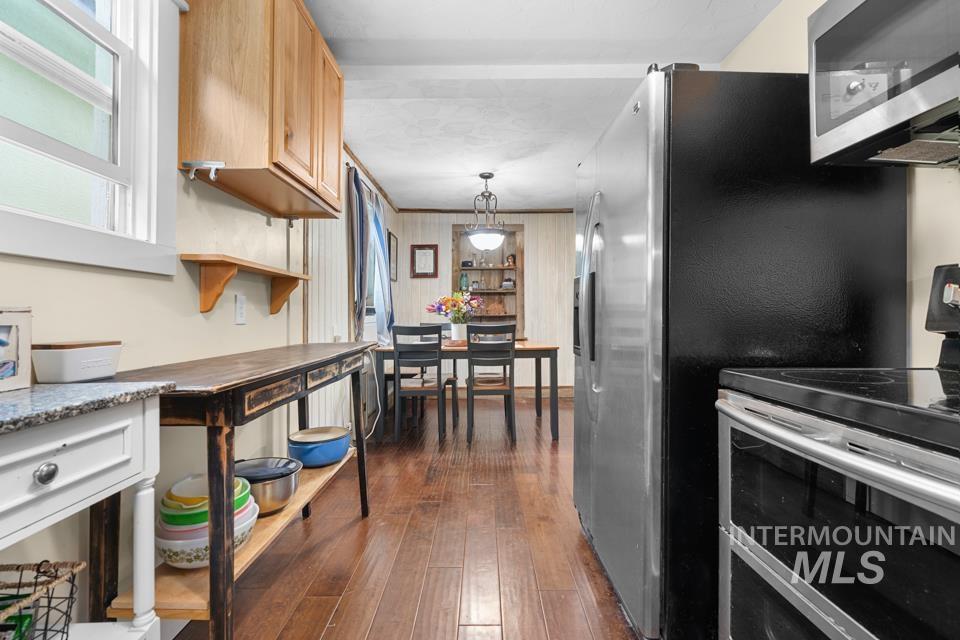 474 Harrison St. W, Vale, Oregon 97918, 2 Bedrooms, 1 Bathroom, Residential For Sale, Price $229,900, 99001293