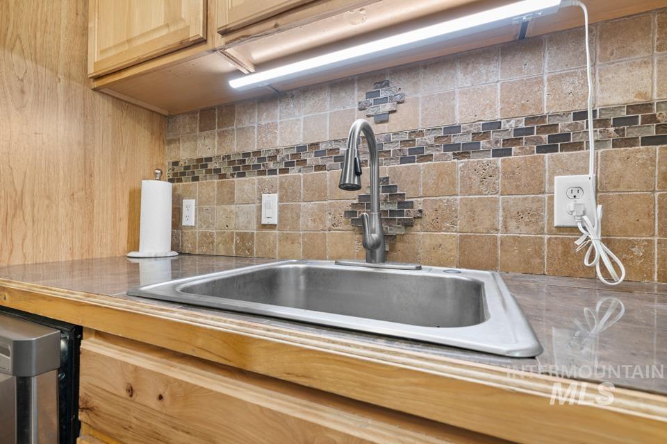 474 Harrison St. W, Vale, Oregon 97918, 2 Bedrooms, 1 Bathroom, Residential For Sale, Price $229,900, 99001293