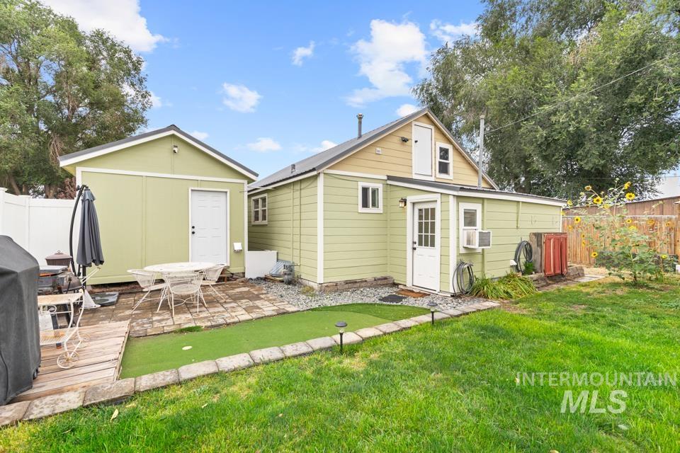 474 Harrison St. W, Vale, Oregon 97918, 2 Bedrooms, 1 Bathroom, Residential For Sale, Price $229,900, 99001293