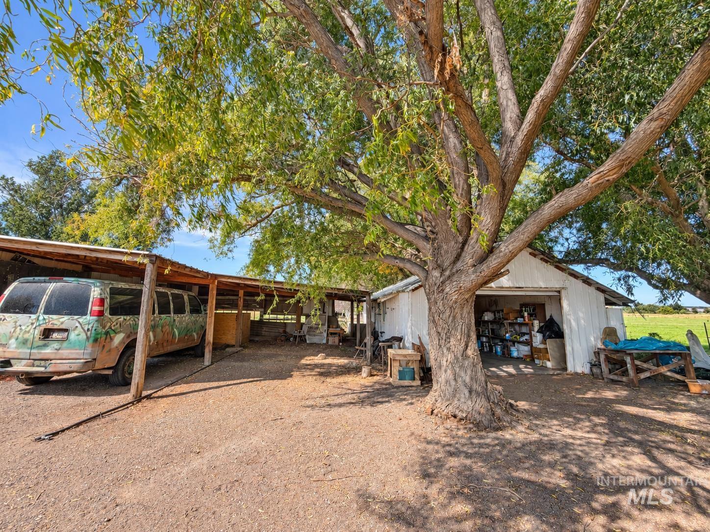 8124 Birmingham Rd, Melba, Idaho 83641, 3 Bedrooms, 2 Bathrooms, Residential For Sale, Price $349,900,MLS 99001294