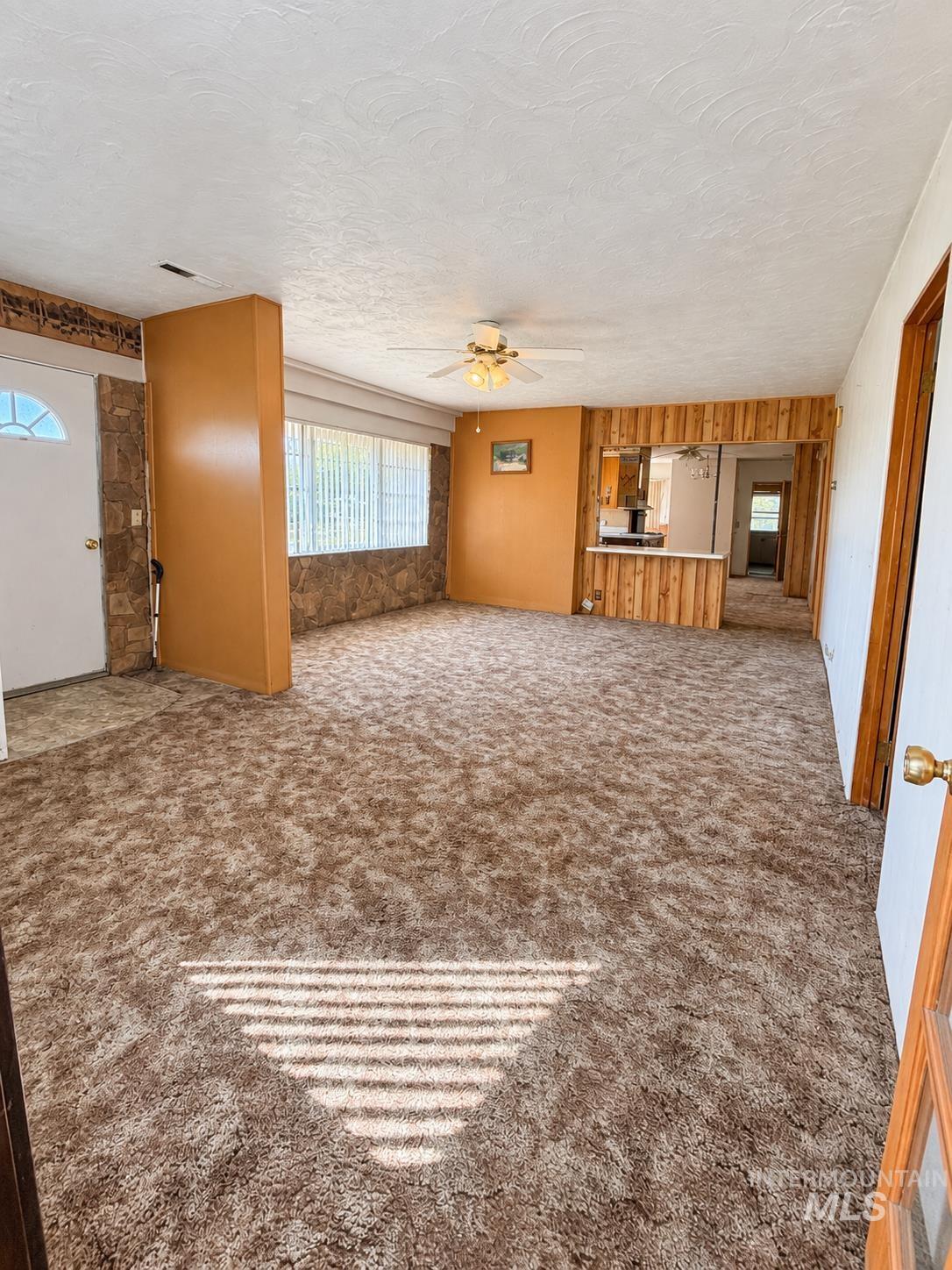 8124 Birmingham Rd, Melba, Idaho 83641, 3 Bedrooms, 2 Bathrooms, Residential For Sale, Price $349,900,MLS 99001294
