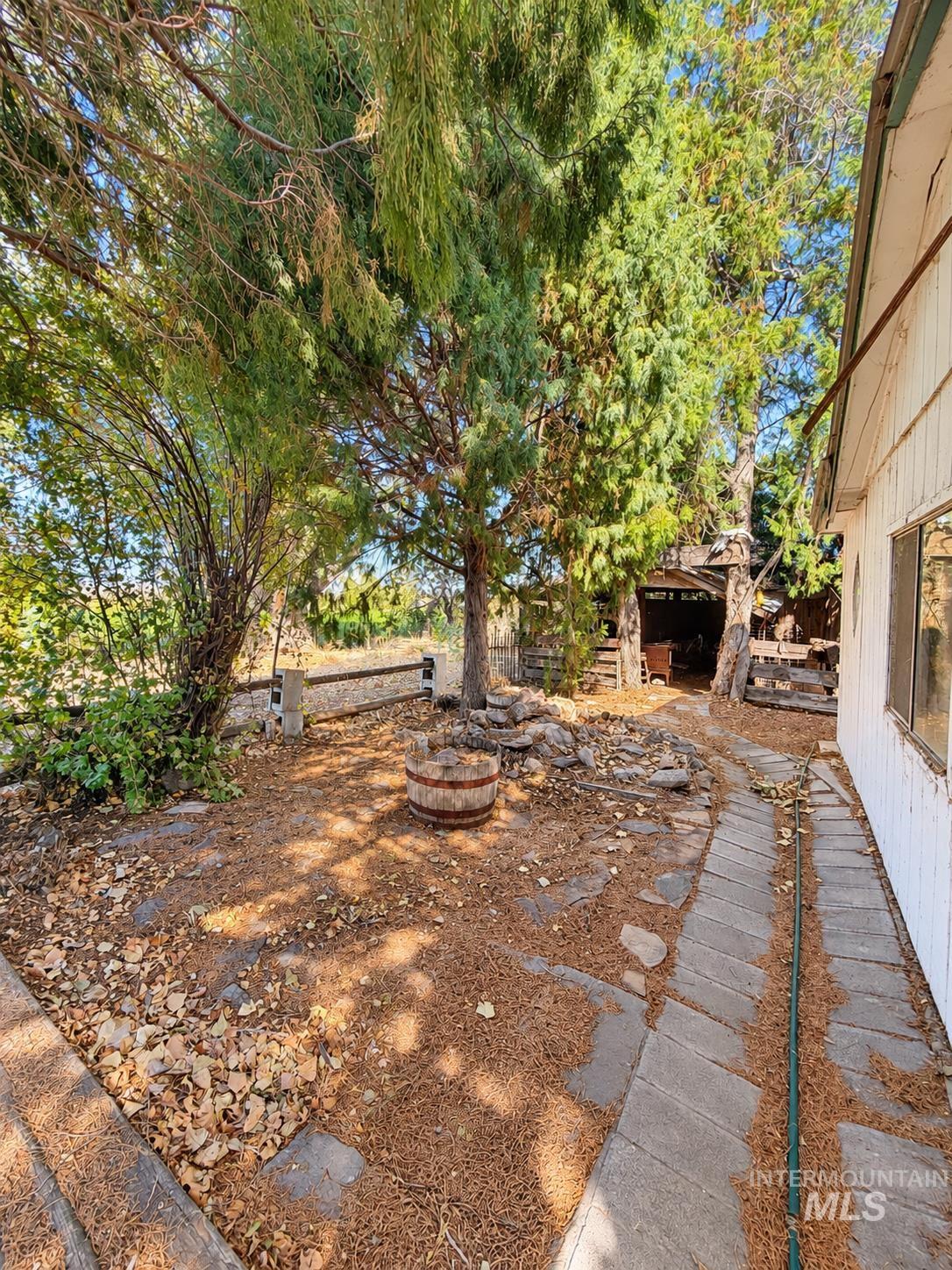 8124 Birmingham Rd, Melba, Idaho 83641, 3 Bedrooms, 2 Bathrooms, Residential For Sale, Price $349,900,MLS 99001294