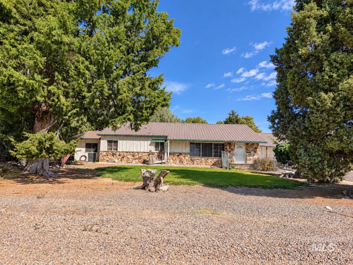 8124 Birmingham Rd, Melba, Idaho 83641, 3 Bedrooms, 2 Bathrooms, Residential For Sale, Price $349,900,MLS 99001294