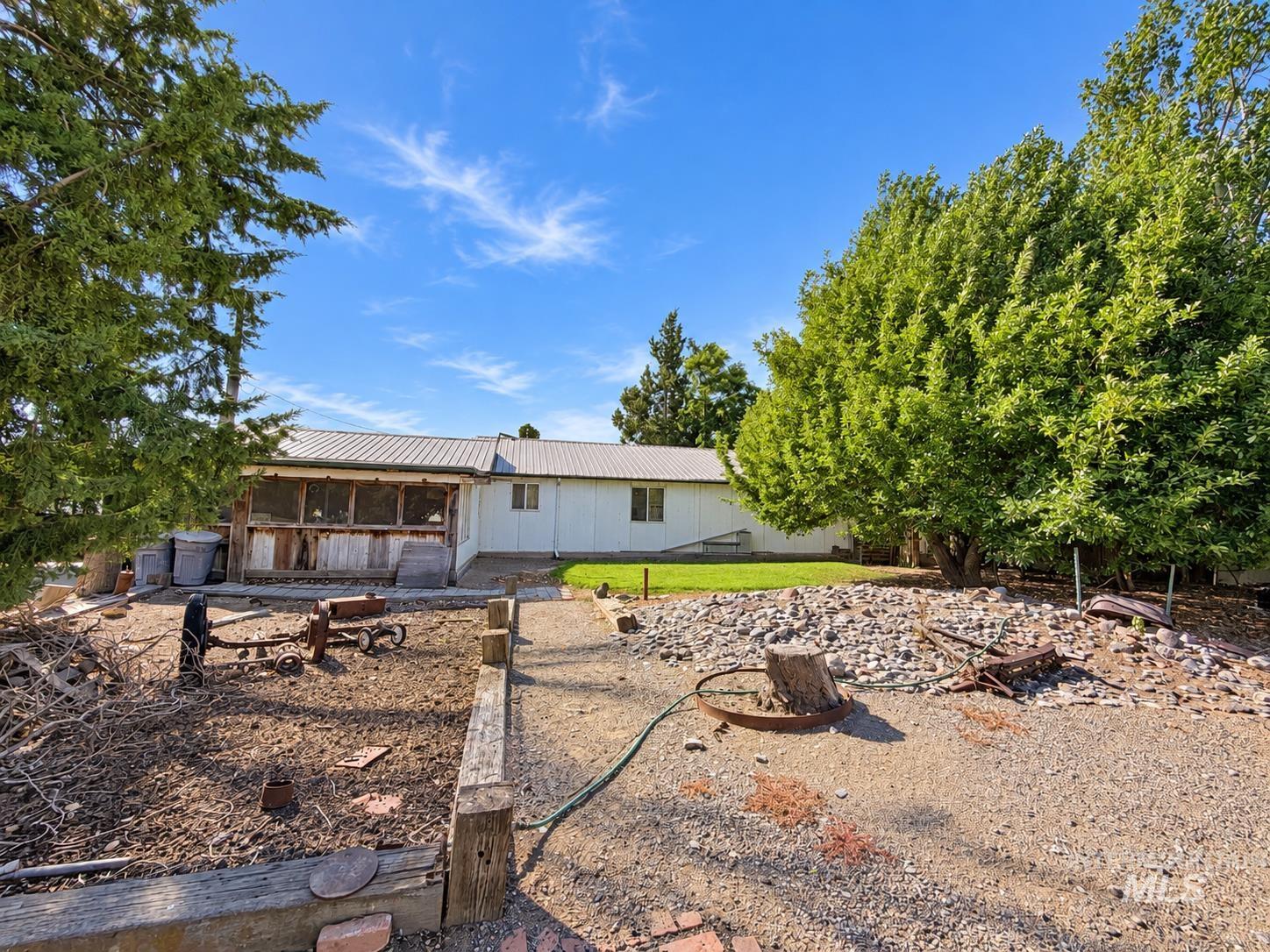 8124 Birmingham Rd, Melba, Idaho 83641, 3 Bedrooms, 2 Bathrooms, Residential For Sale, Price $349,900,MLS 99001294