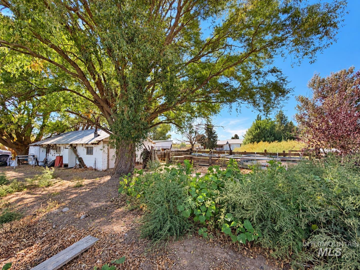 8124 Birmingham Rd, Melba, Idaho 83641, 3 Bedrooms, 2 Bathrooms, Residential For Sale, Price $349,900,MLS 99001294