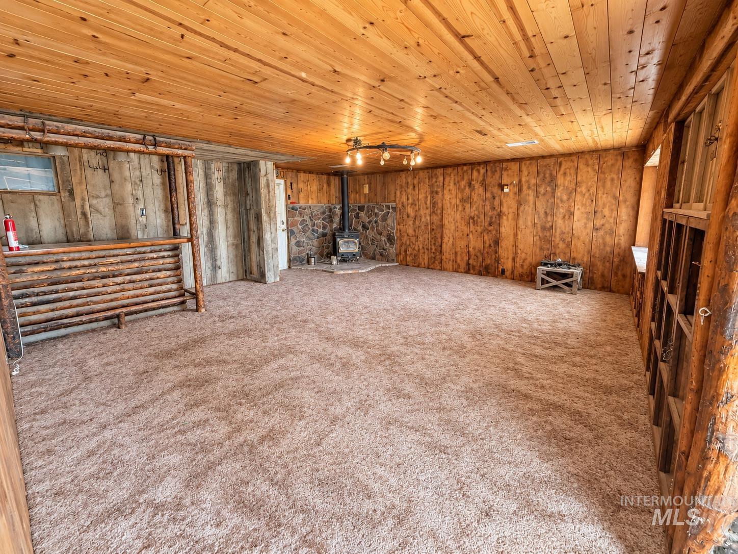 8124 Birmingham Rd, Melba, Idaho 83641, 3 Bedrooms, 2 Bathrooms, Residential For Sale, Price $349,900,MLS 99001294