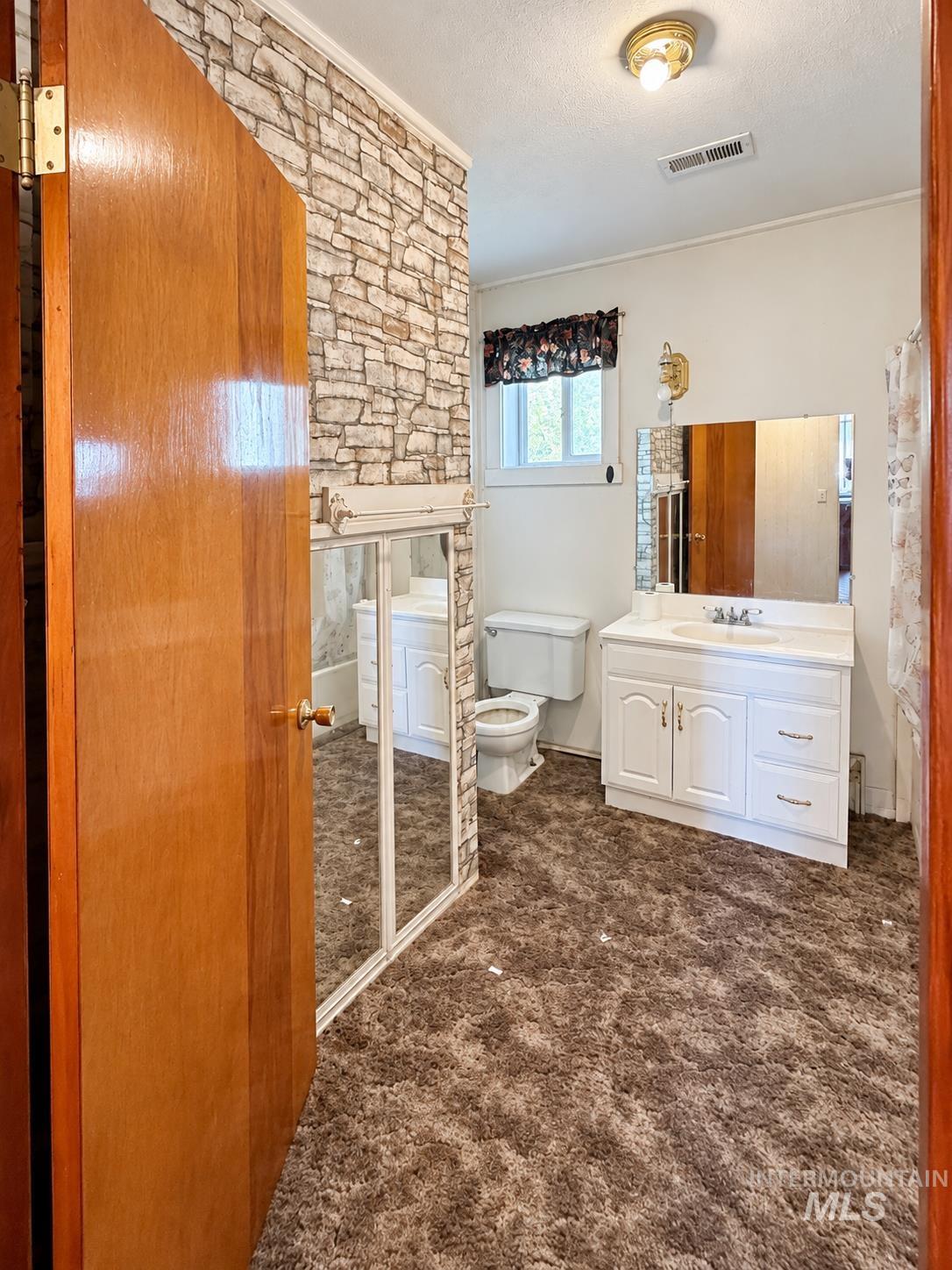 8124 Birmingham Rd, Melba, Idaho 83641, 3 Bedrooms, 2 Bathrooms, Residential For Sale, Price $349,900,MLS 99001294