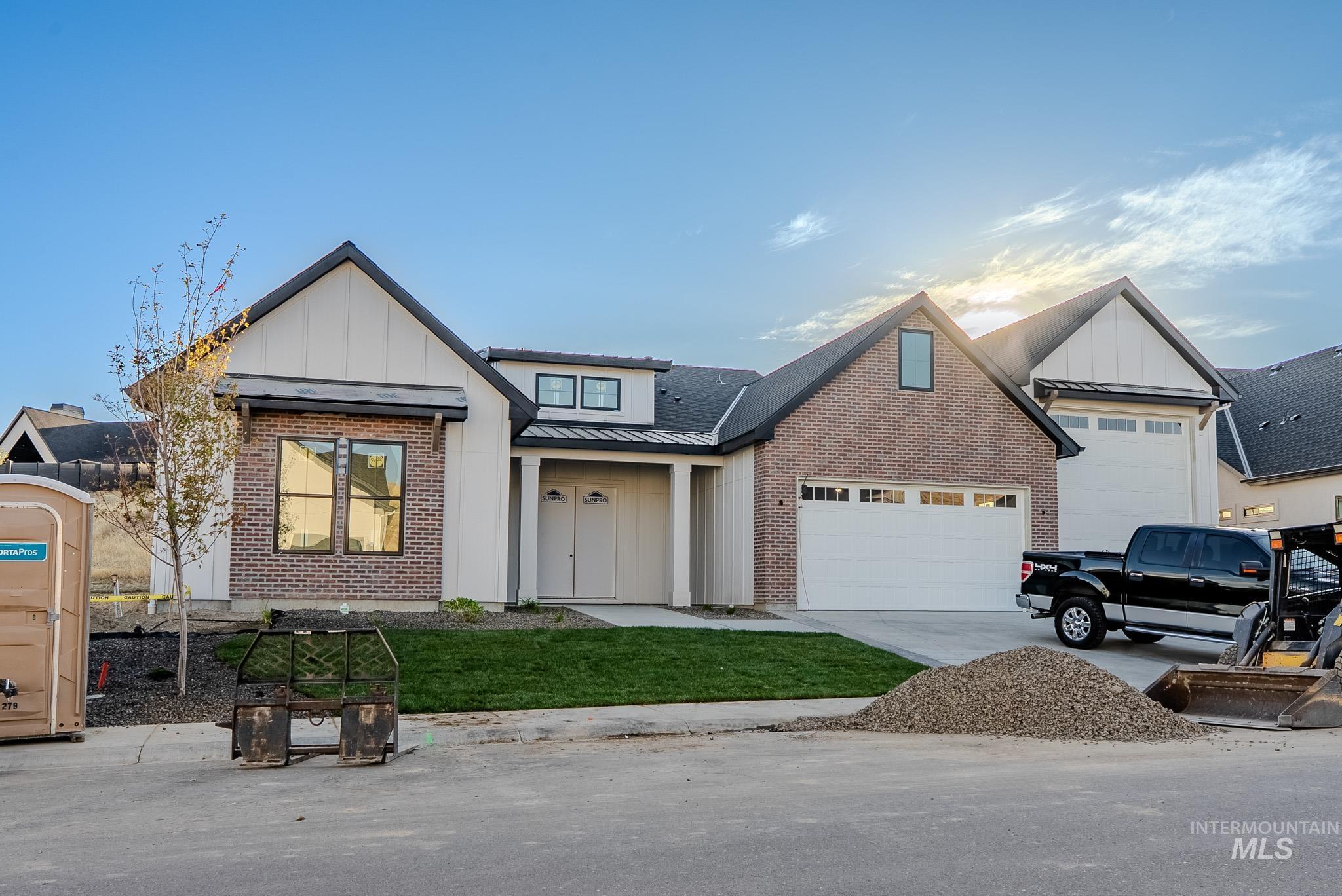 7135 N Firhill Place, Eagle, Idaho 83616, 3 Bedrooms, 2.5 Bathrooms, Residential For Sale, Price $1,149,000, 99001295