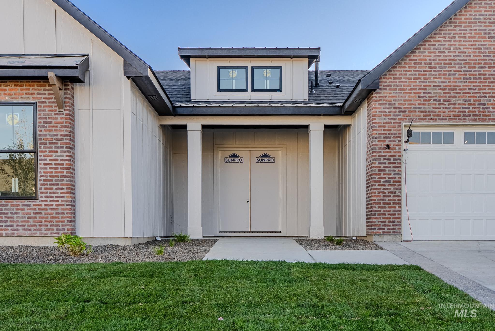 7135 N Firhill Place, Eagle, Idaho 83616, 3 Bedrooms, 2.5 Bathrooms, Residential For Sale, Price $1,149,000, 99001295