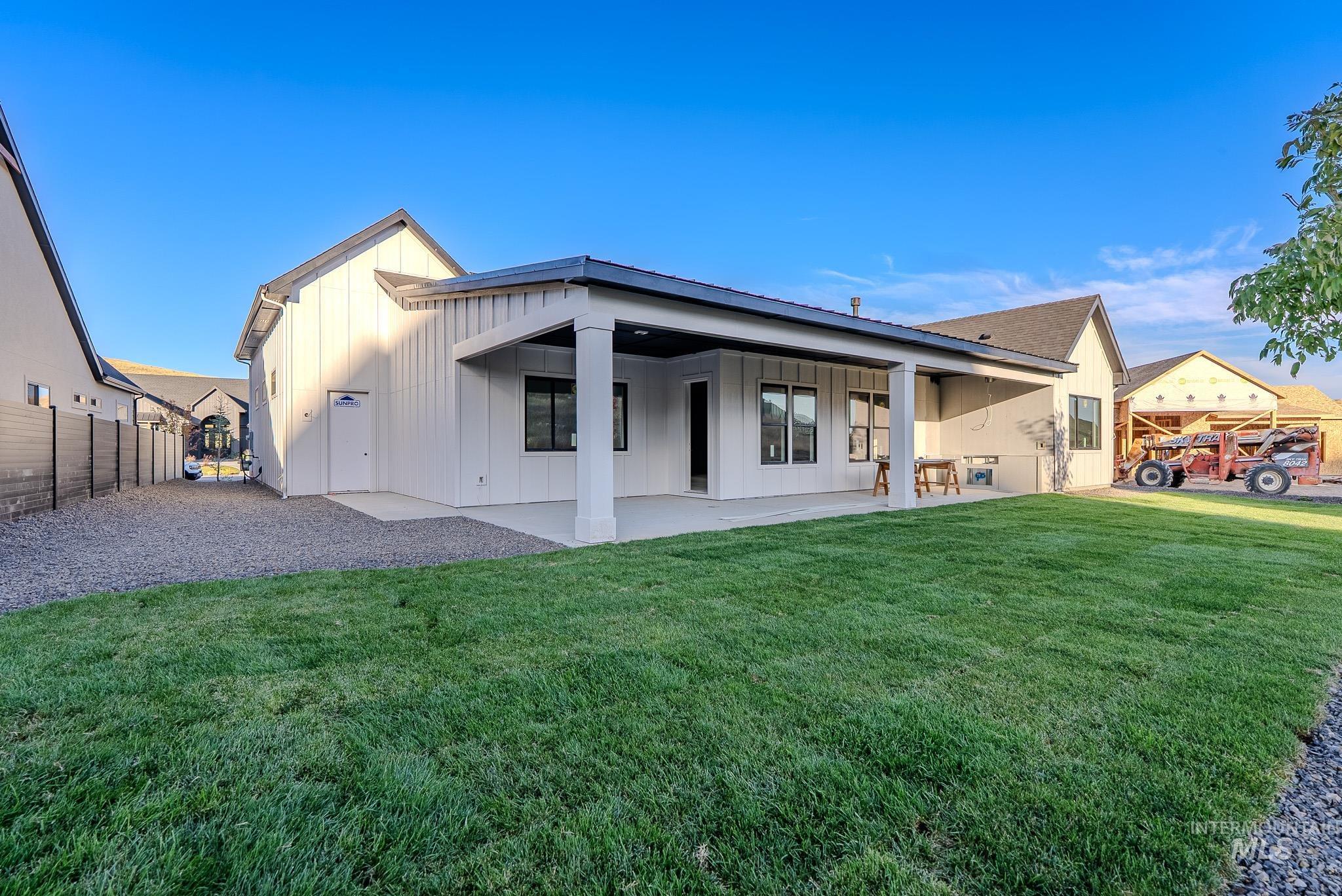 7135 N Firhill Place, Eagle, Idaho 83616, 3 Bedrooms, 2.5 Bathrooms, Residential For Sale, Price $1,149,000, 99001295