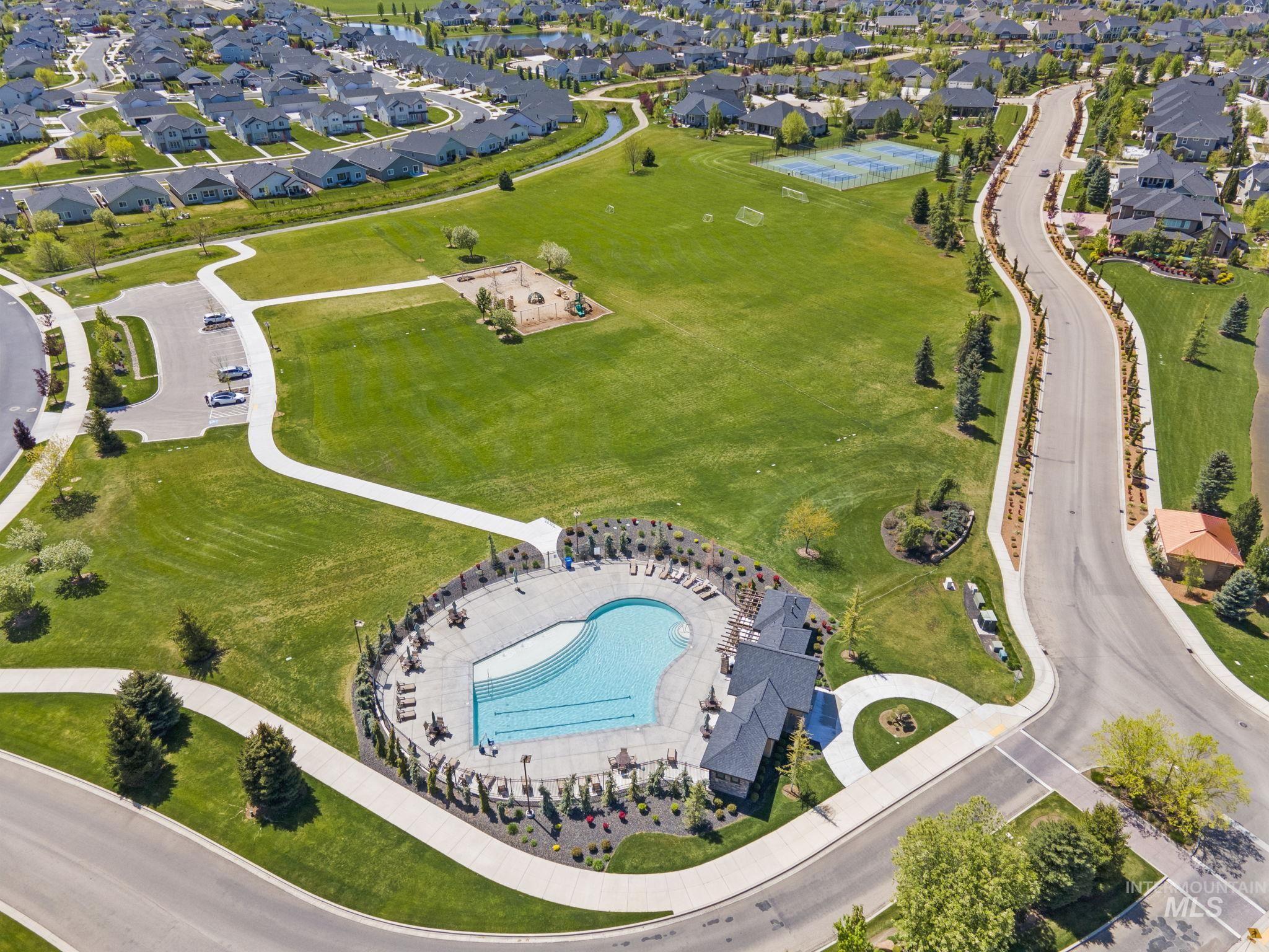 6276 W Striker Dr, Eagle, Idaho 83616, 3 Bedrooms, 2.5 Bathrooms, Residential For Sale, Price $1,195,000, 99001297