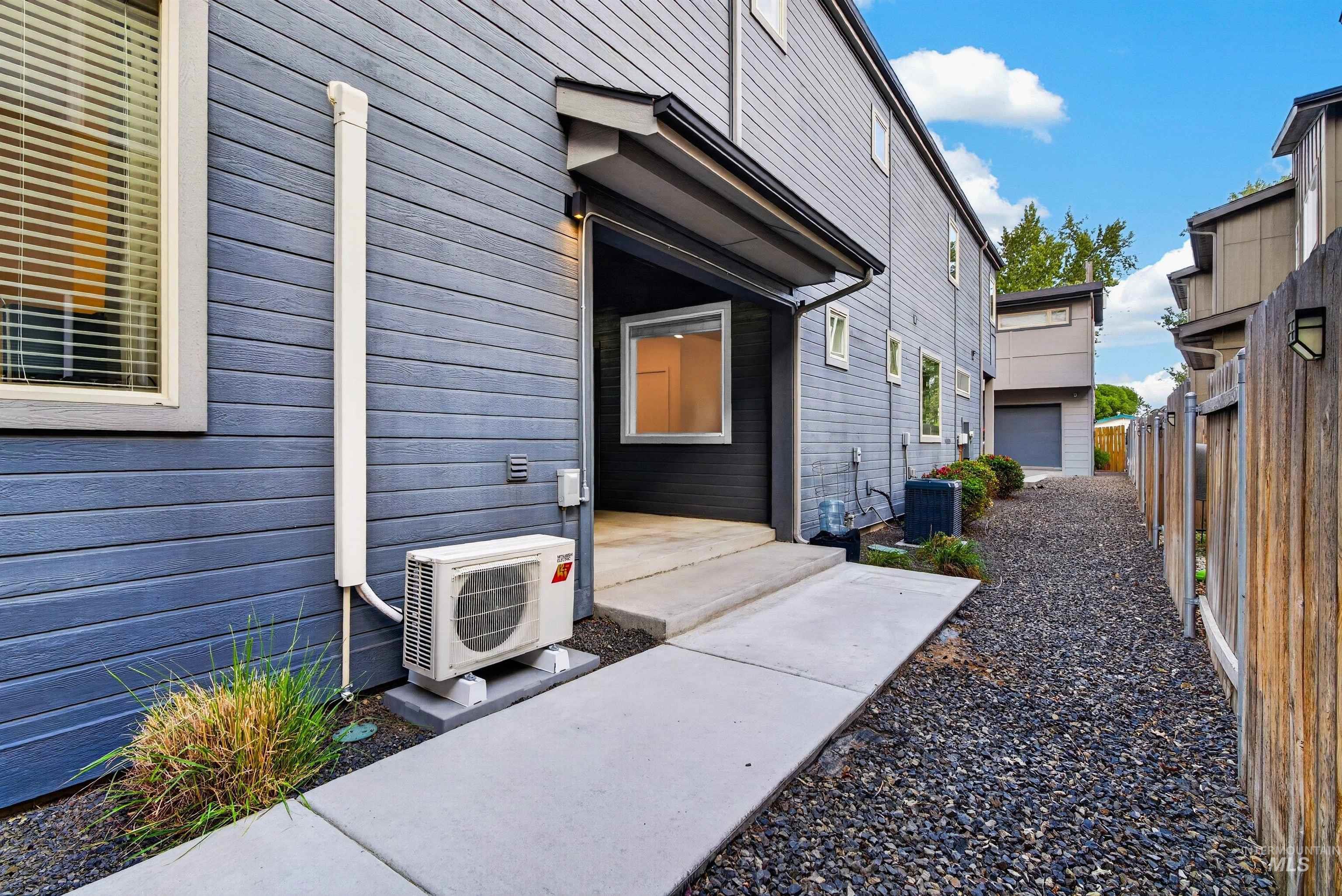 225 E 36th Street, Garden City, Idaho 83714, 4 Bedrooms, 3.5 Bathrooms, Residential For Sale, Price $899,000,MLS 99001300