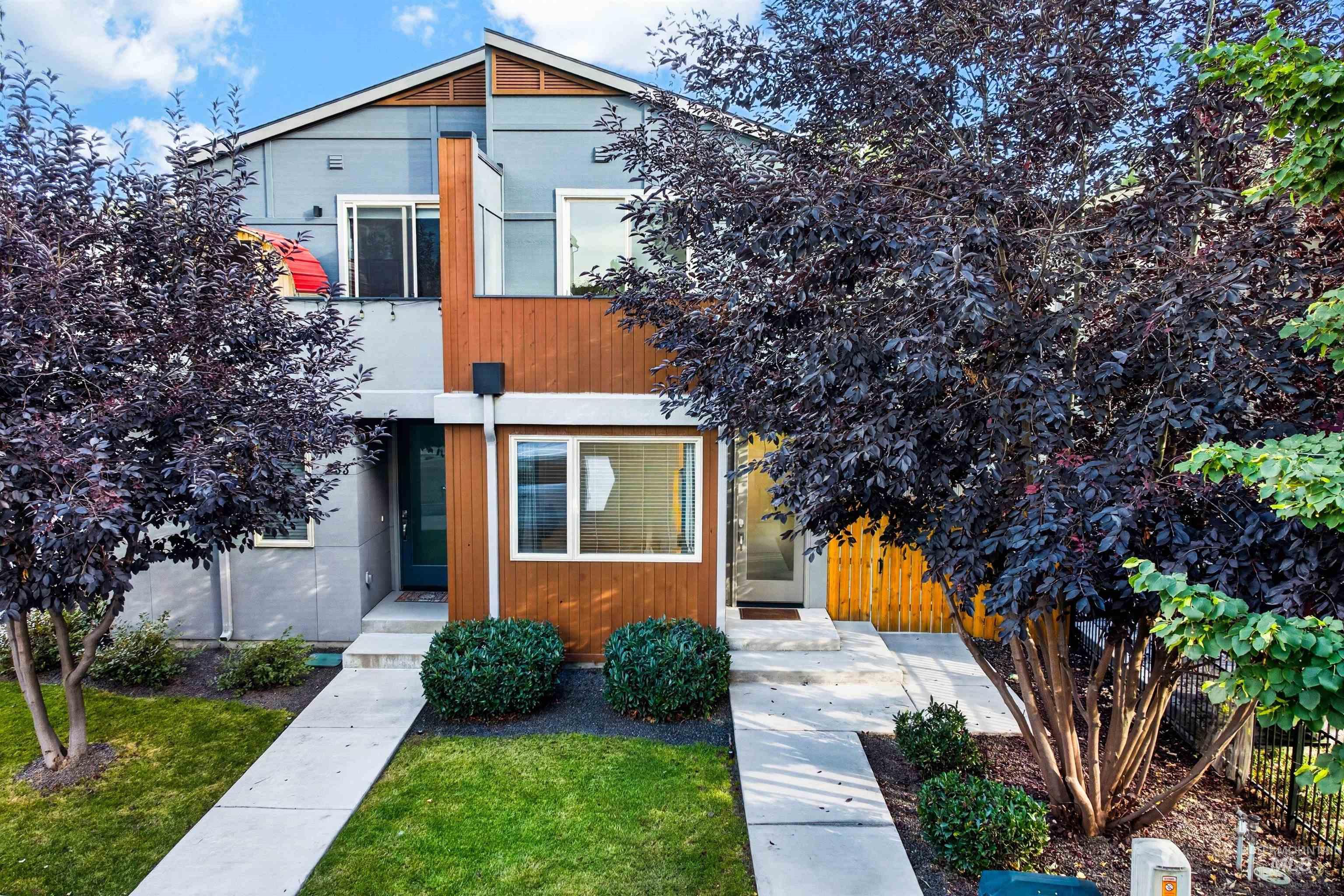 225 E 36th Street, Garden City, Idaho 83714, 4 Bedrooms, 3.5 Bathrooms, Residential For Sale, Price $899,000,MLS 99001300