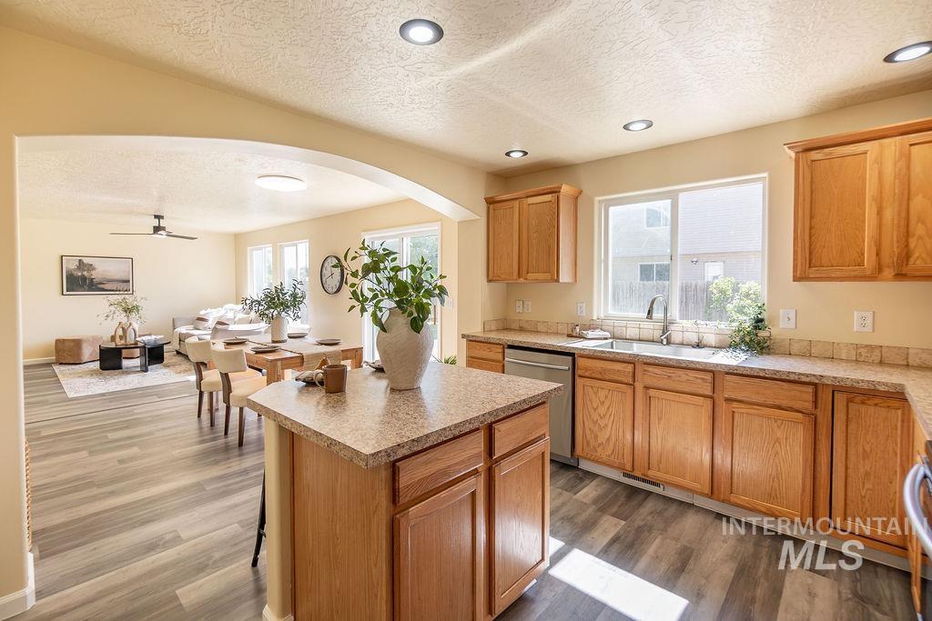2806 Stoll Court, Caldwell, Idaho 83607, 4 Bedrooms, 2.5 Bathrooms, Residential For Sale, Price $399,900, 99001303