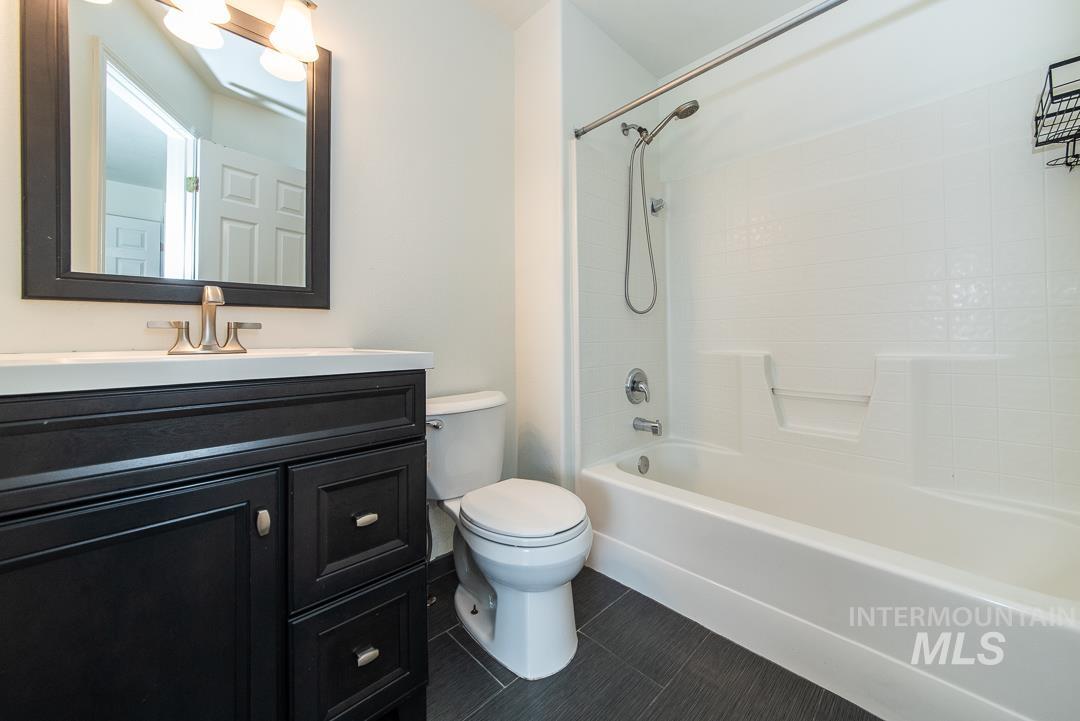 2107 W Habitat, Nampa, Idaho 83651, 3 Bedrooms, 2 Bathrooms, Residential For Sale, Price $340,000, 99001304