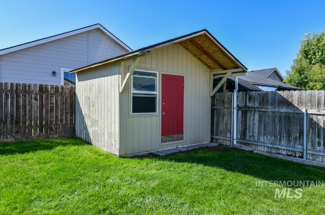 2107 W Habitat, Nampa, Idaho 83651, 3 Bedrooms, 2 Bathrooms, Residential For Sale, Price $340,000, 99001304
