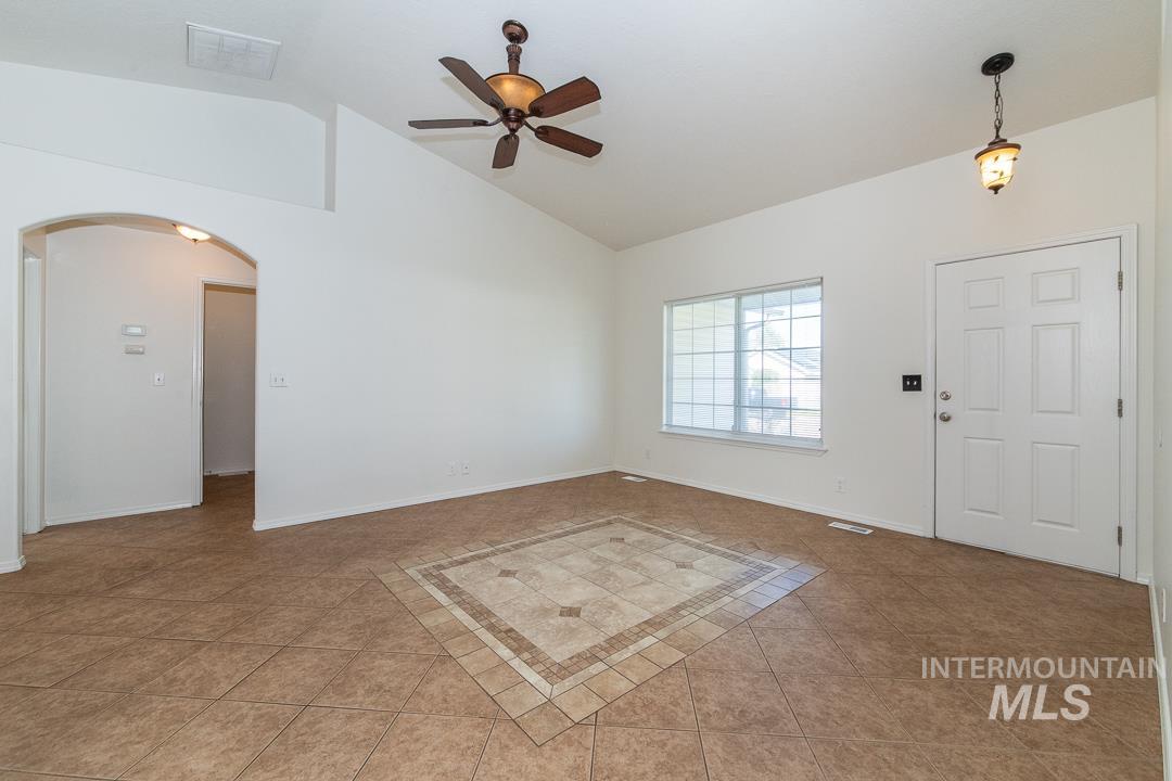 2107 W Habitat, Nampa, Idaho 83651, 3 Bedrooms, 2 Bathrooms, Residential For Sale, Price $340,000, 99001304