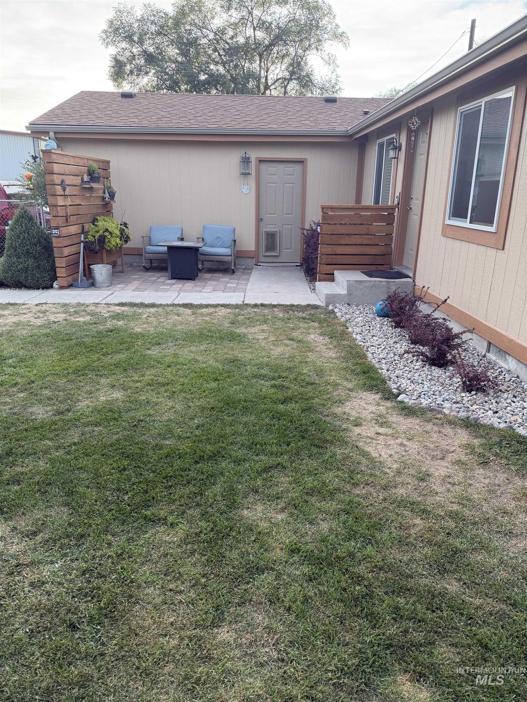 290 West Elmore Avenue, Richfield, Idaho 83349, 3 Bedrooms, 2 Bathrooms, Residential For Sale, Price $309,900, 99001305