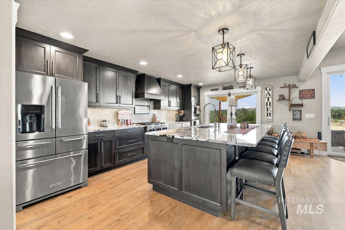 7900 Elmore Rd, Fruitland, Idaho 83619, 3 Bedrooms, 2.5 Bathrooms, Residential For Sale, Price $1,125,000, 99001307